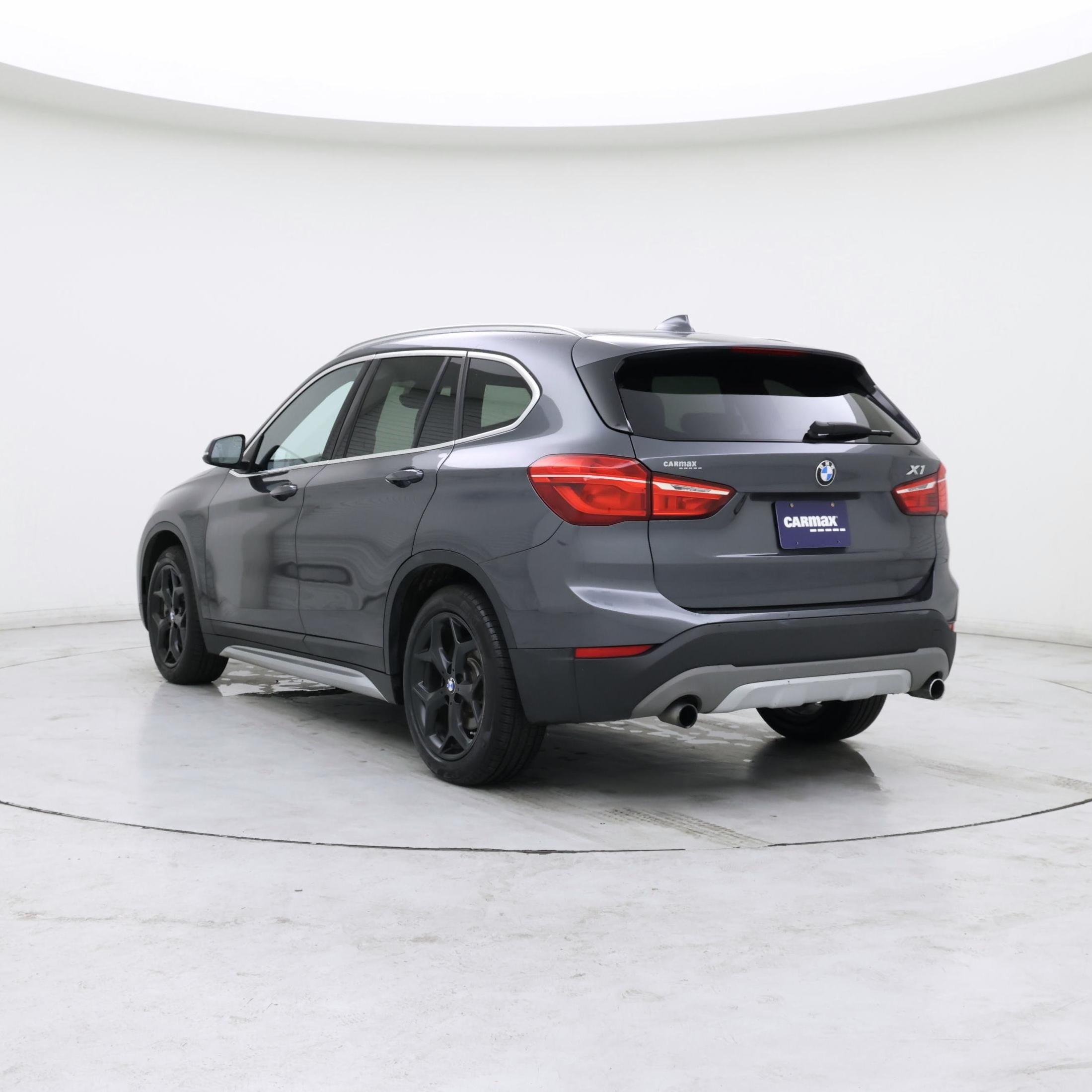Thumbnail: 2017 BMW X1 - 2