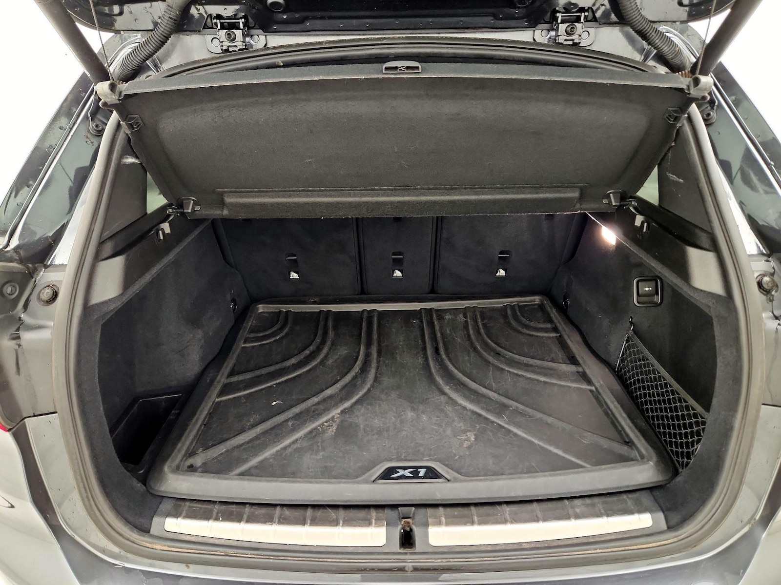 2017 BMW X1 28i - Photo 21