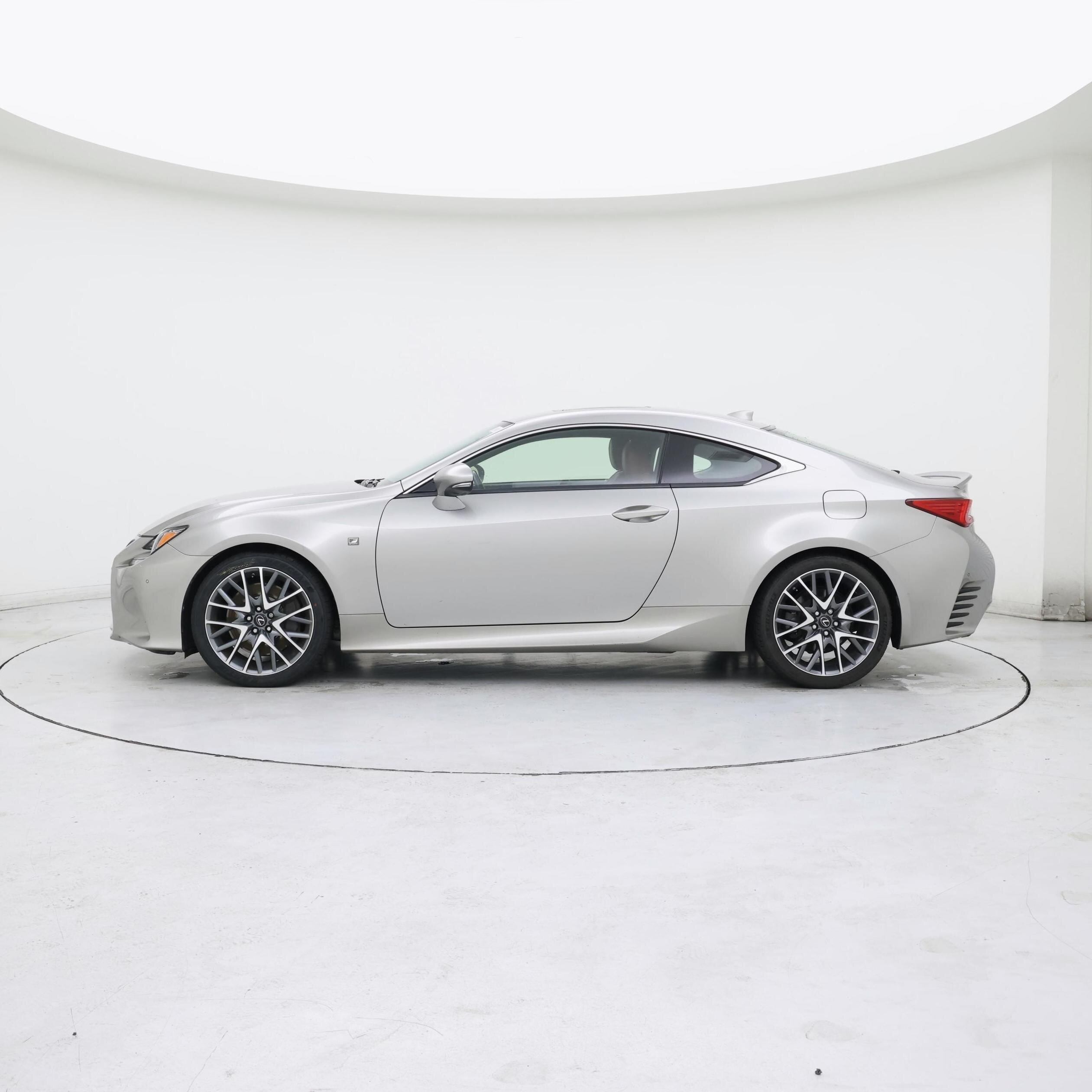 Thumbnail: 2016 Lexus RC - 3