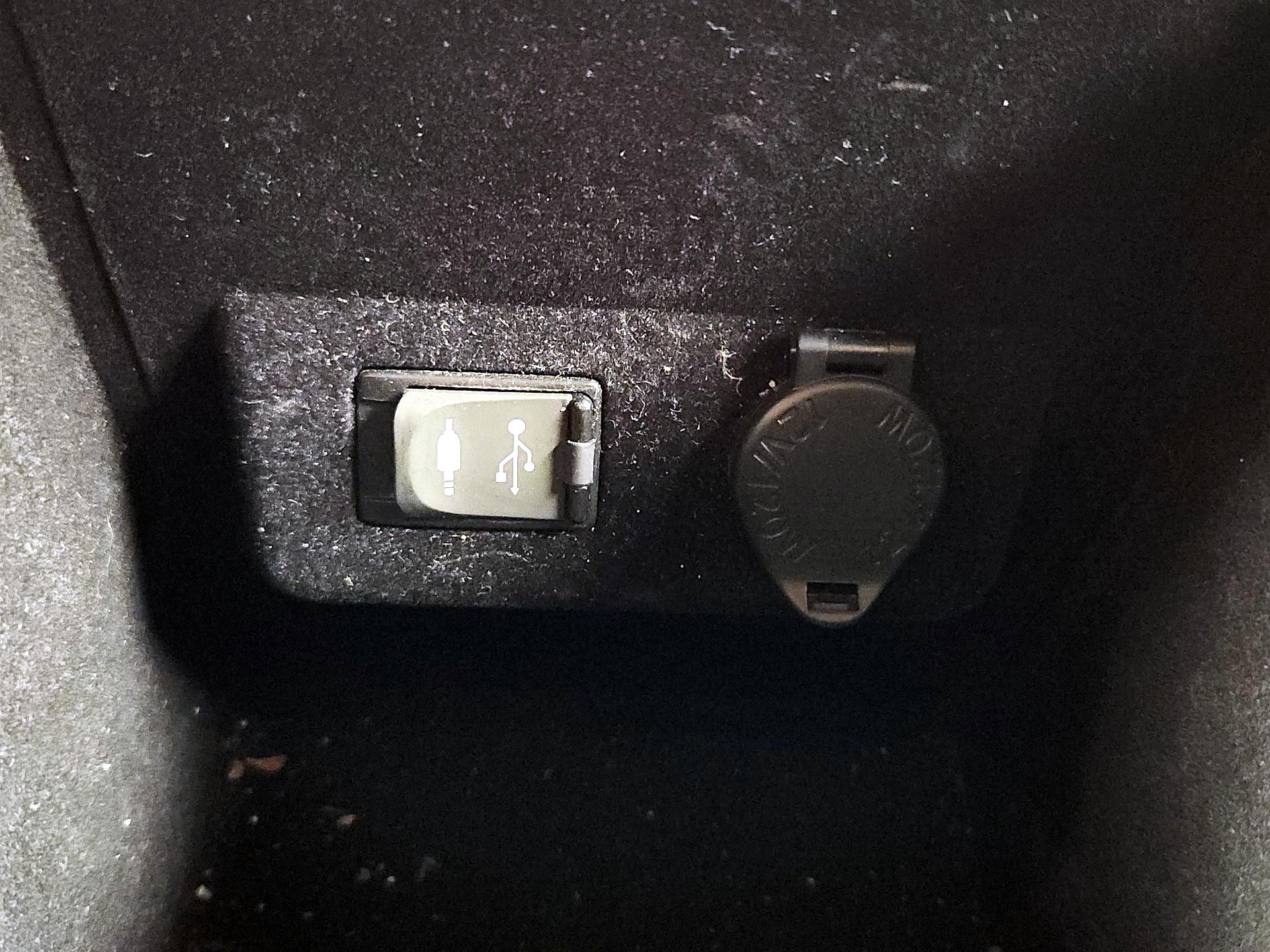 Thumbnail: 2017 Lexus NX - 18