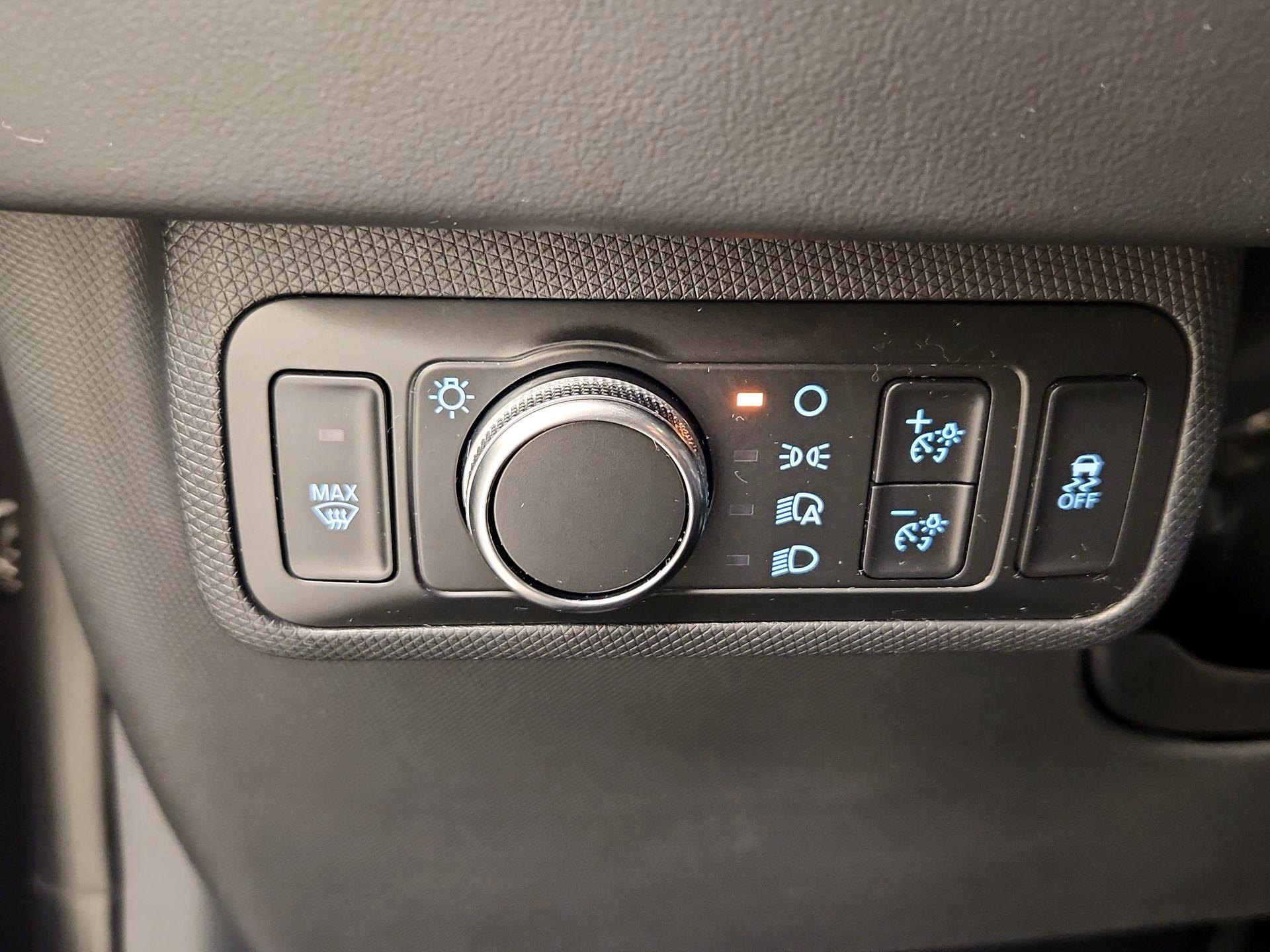 Thumbnail: 2022 Ford Mustang Mach-E - 13