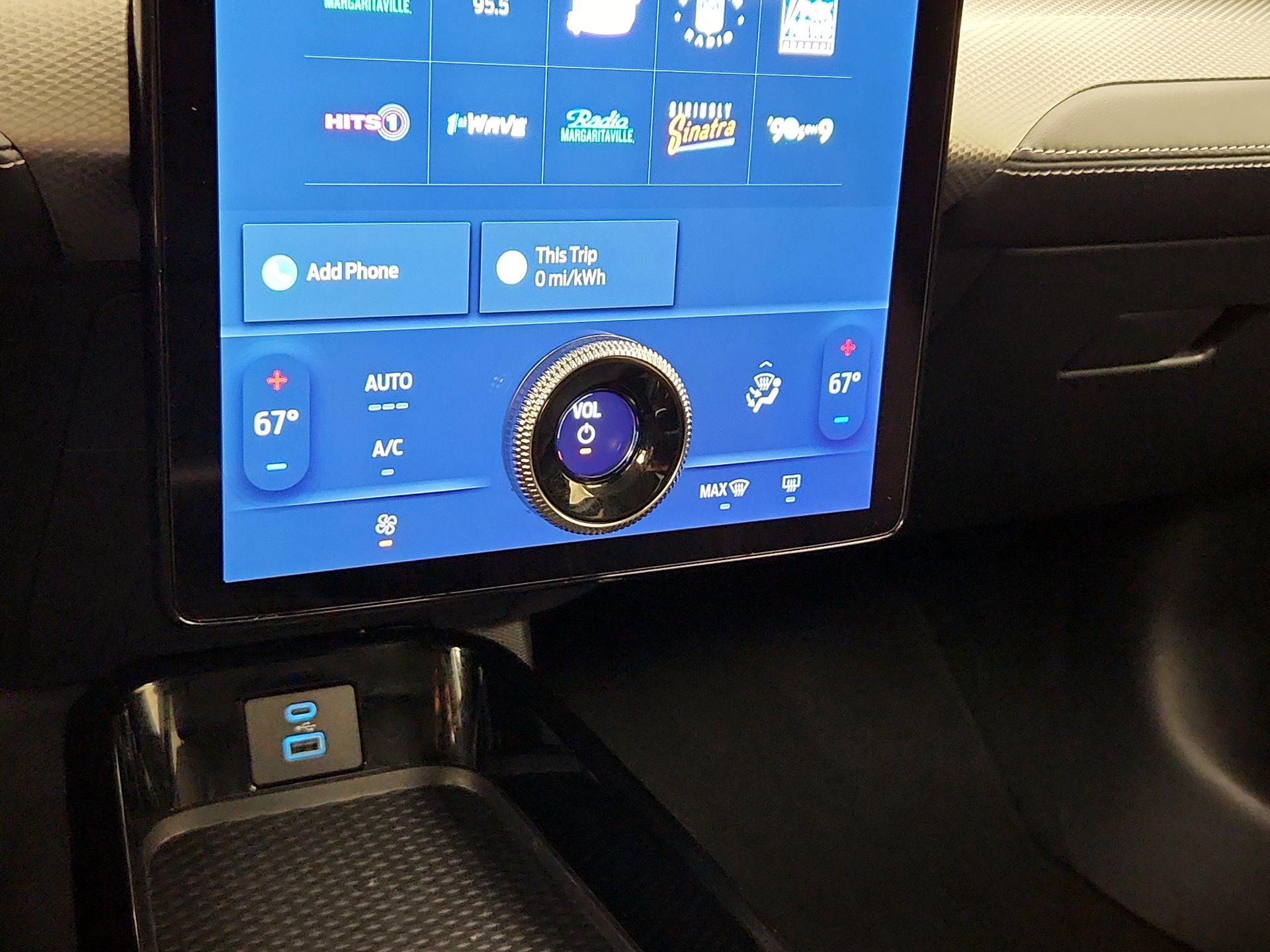 Thumbnail: 2022 Ford Mustang Mach-E - 17