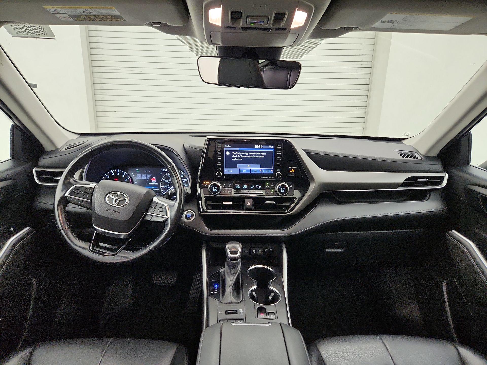 Thumbnail: 2021 Toyota Highlander - 9