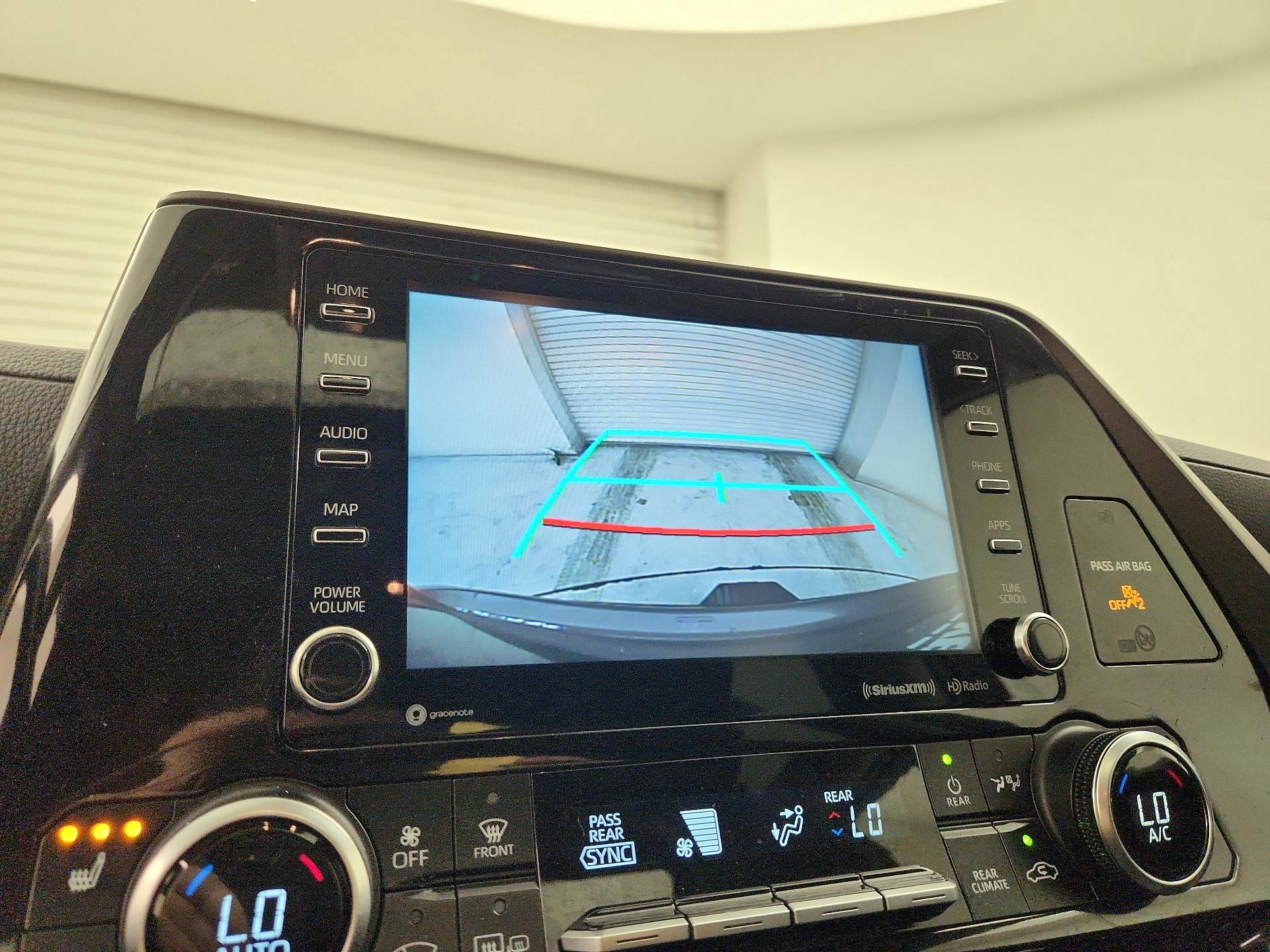 Thumbnail: 2021 Toyota Highlander - 14