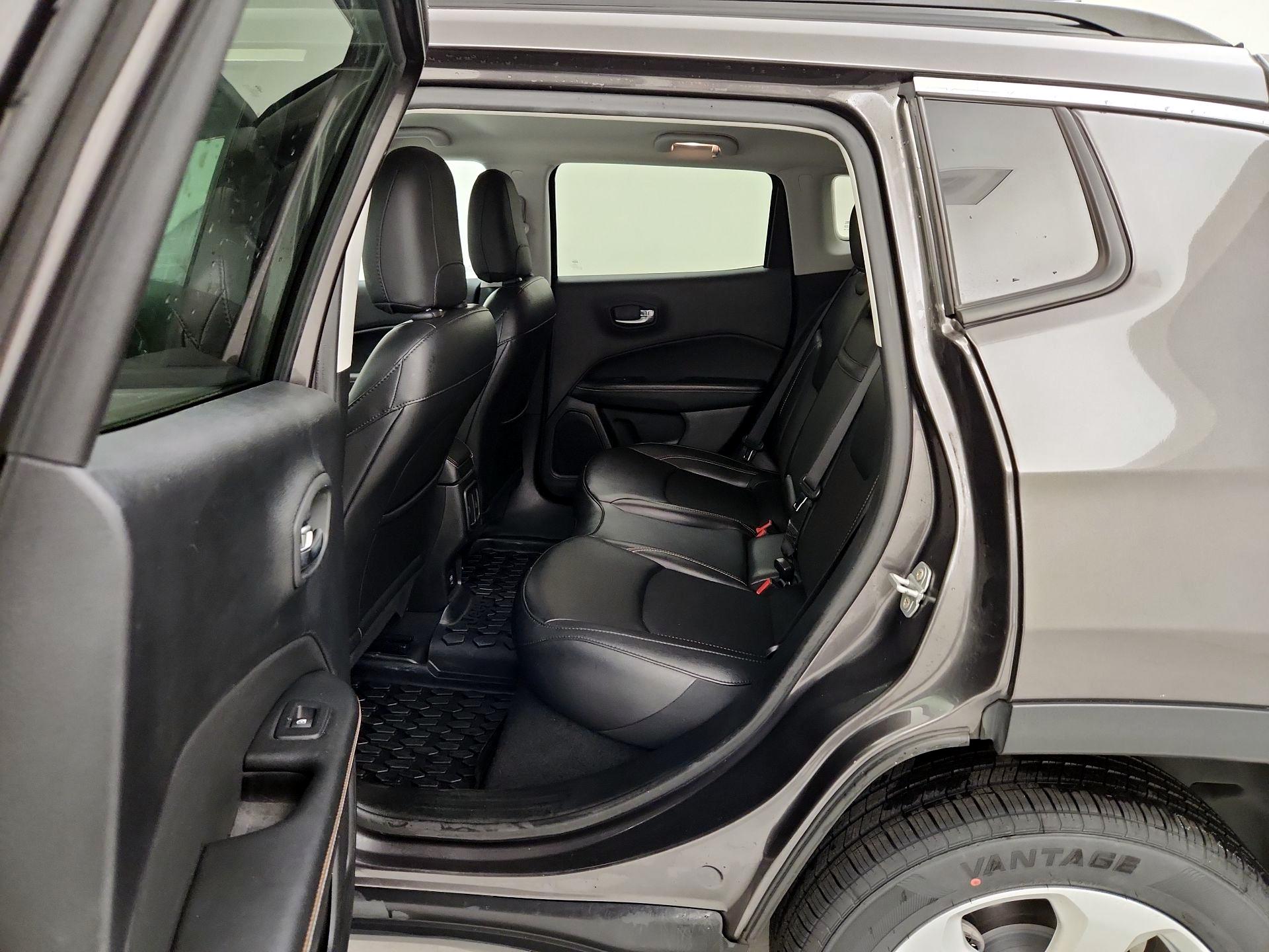 Thumbnail: 2020 Jeep Compass - 19