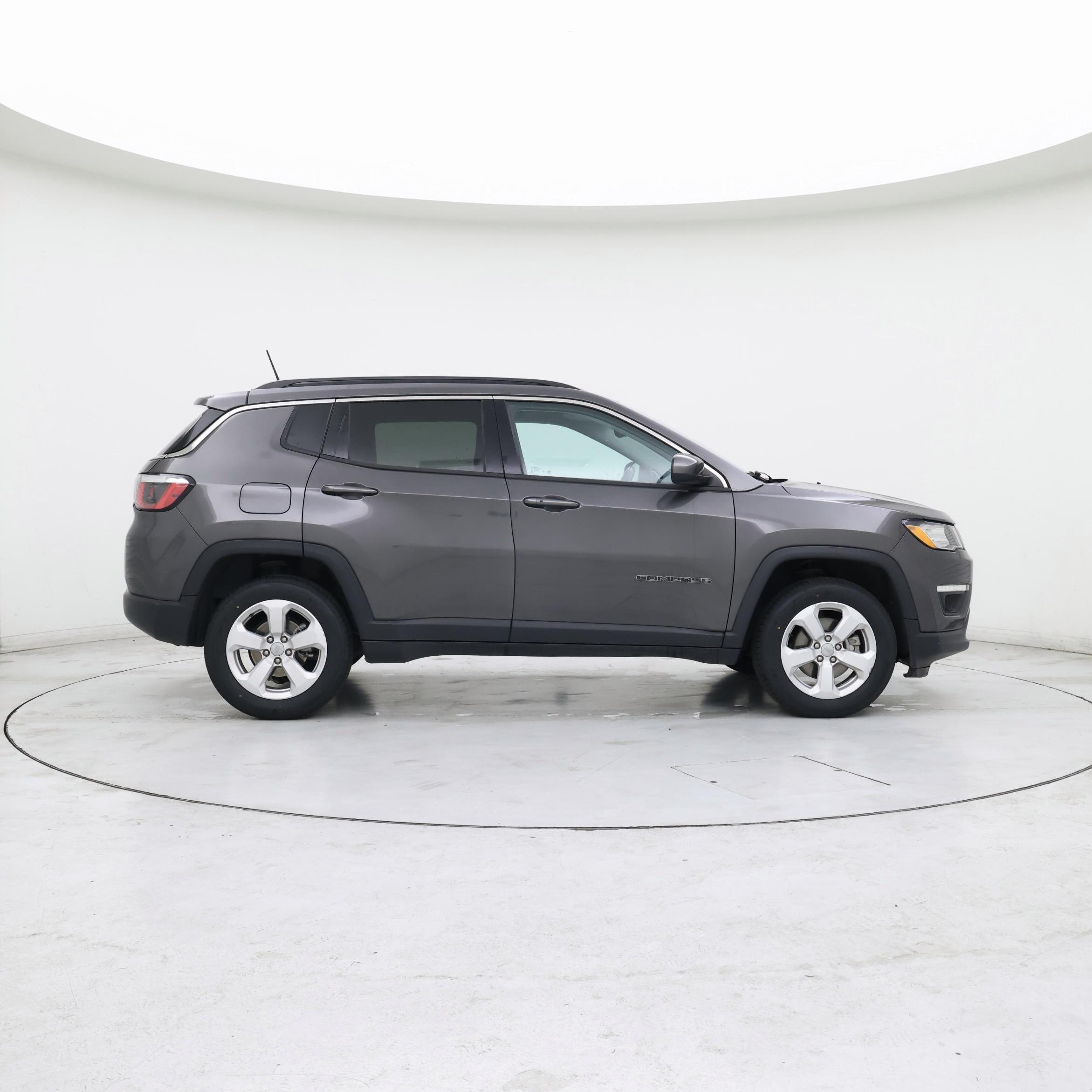 Thumbnail: 2020 Jeep Compass - 7