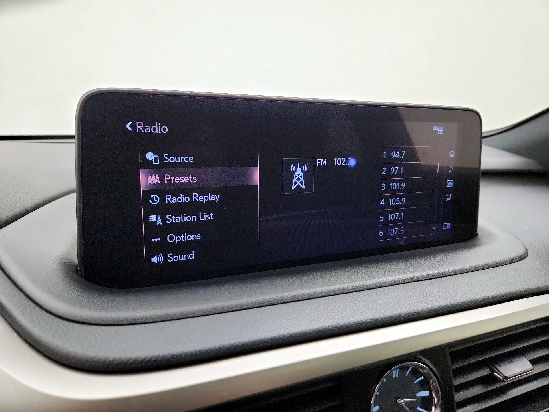 Thumbnail: 2022 Lexus RX - 16