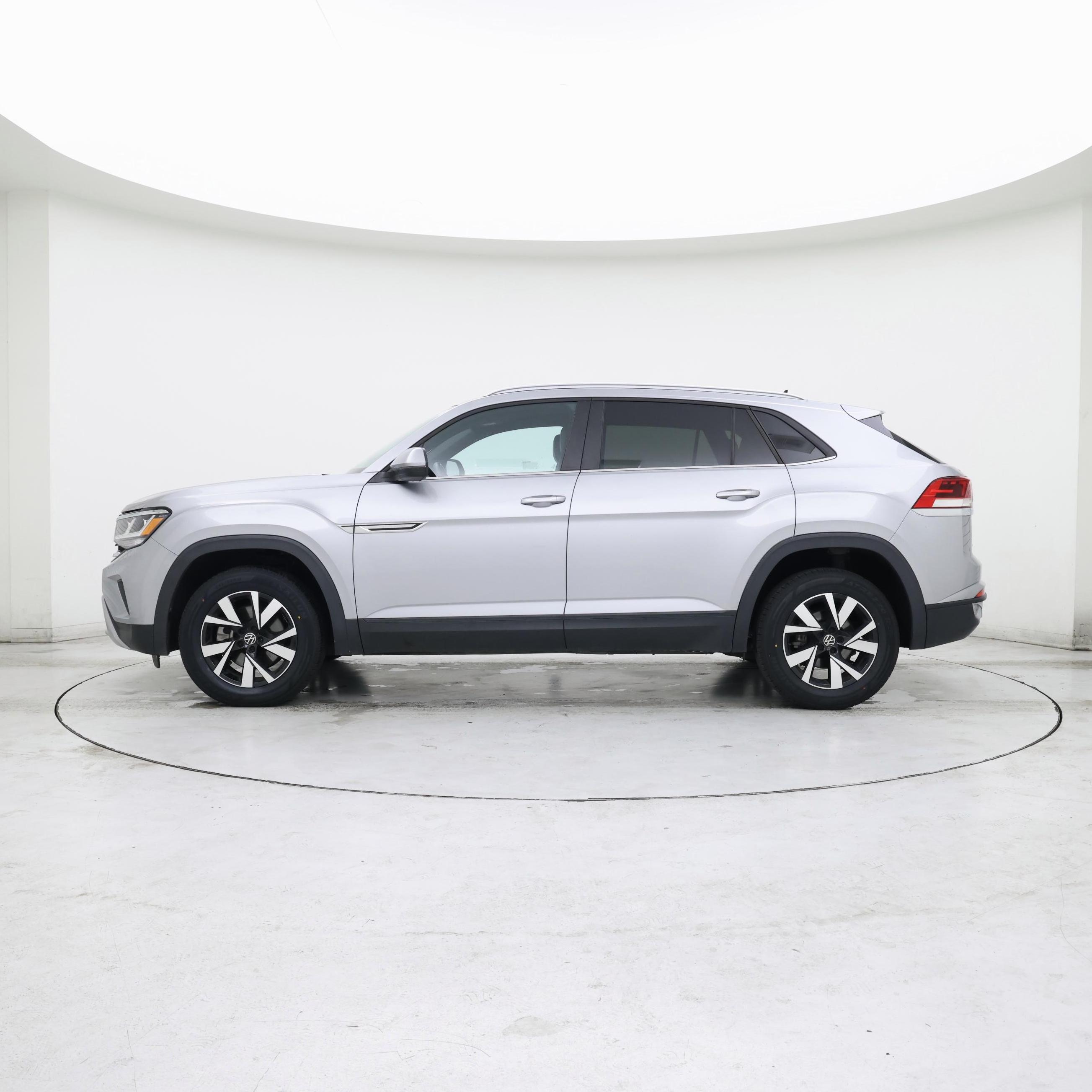 Thumbnail: 2021 Volkswagen Atlas - 3