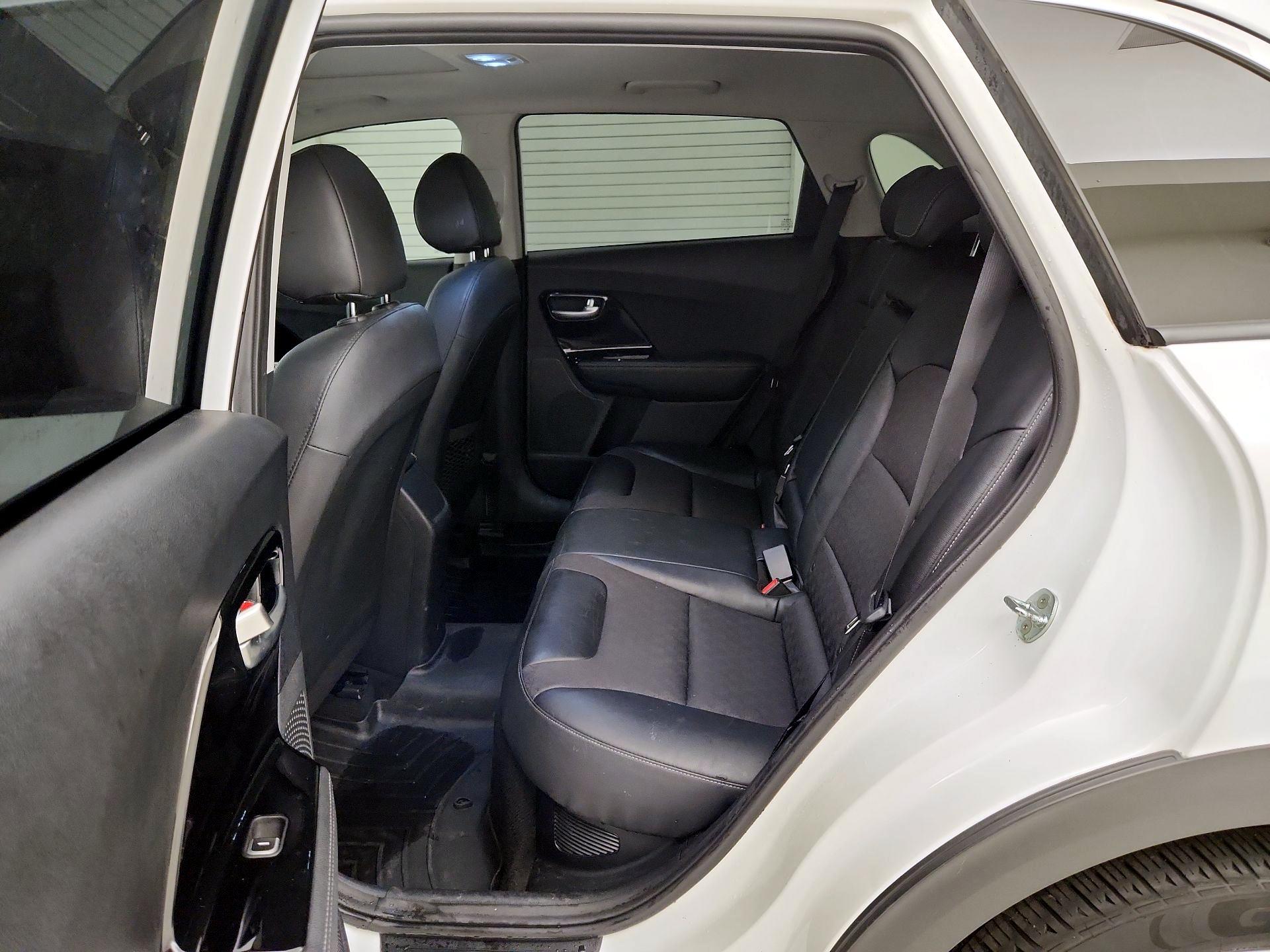 Thumbnail: 2022 Kia Niro - 20