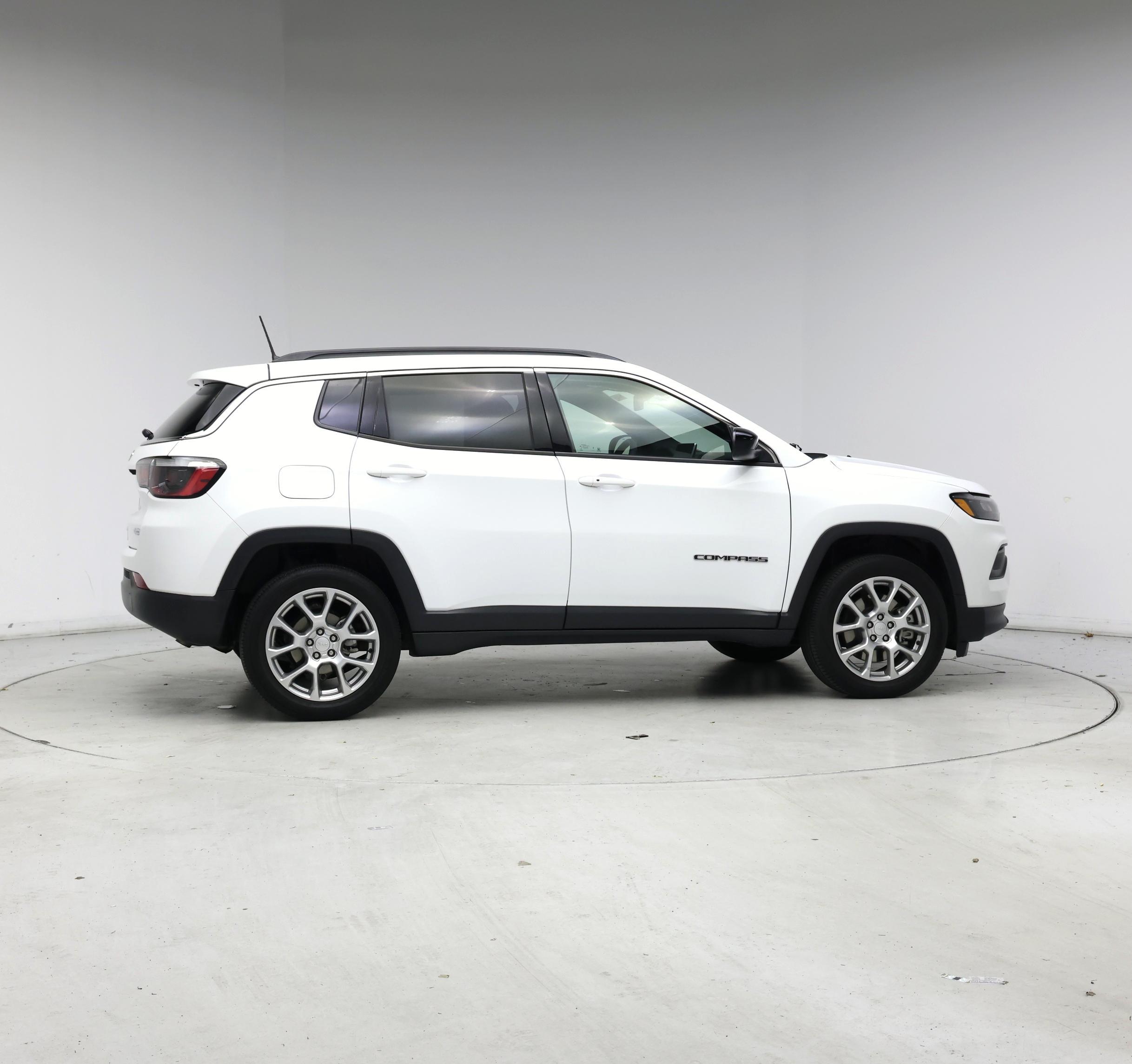 Thumbnail: 2023 Jeep Compass - 7