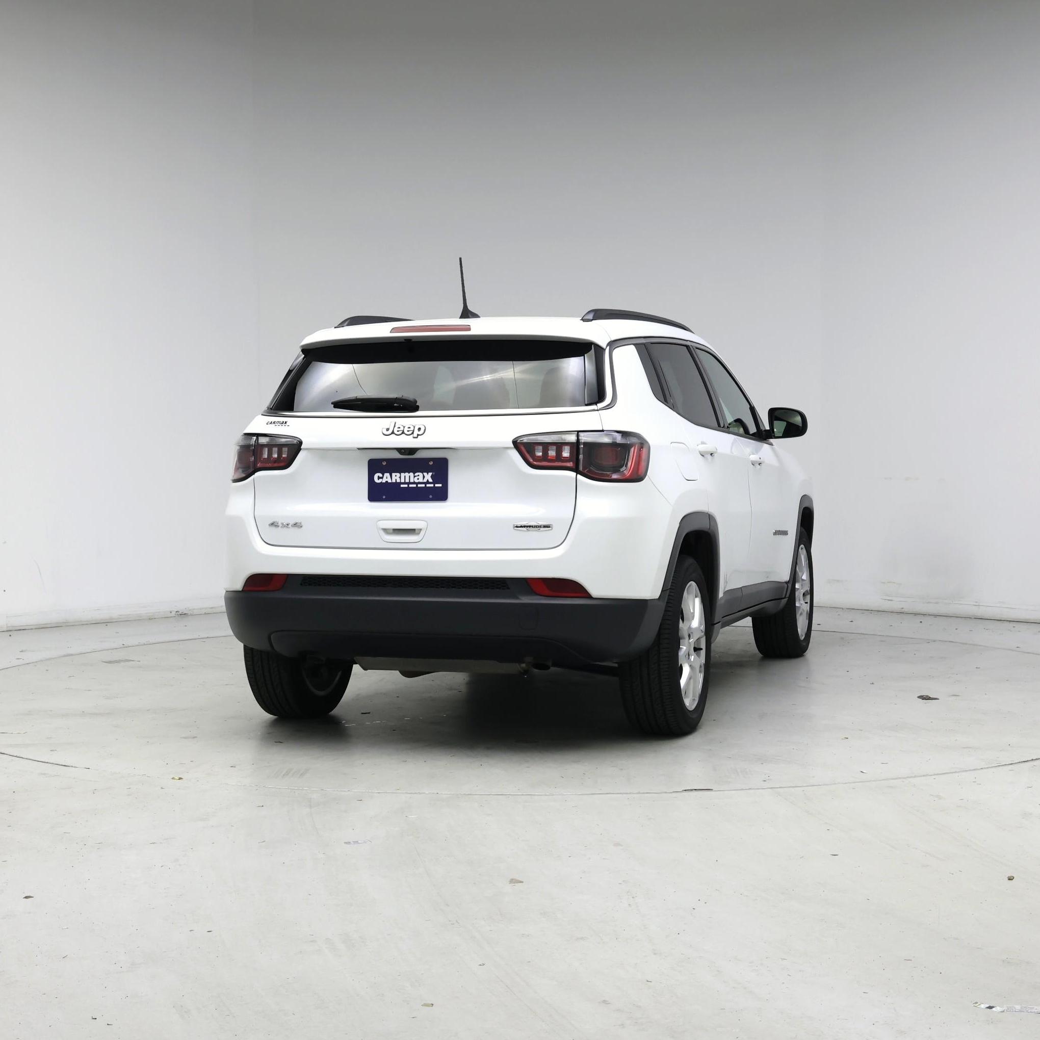 Thumbnail: 2023 Jeep Compass - 8