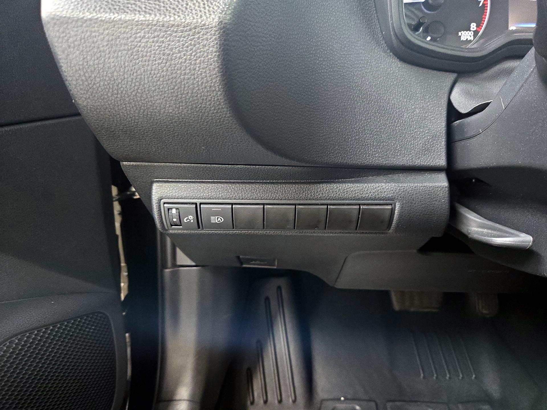 Thumbnail: 2024 Toyota Corolla - 13