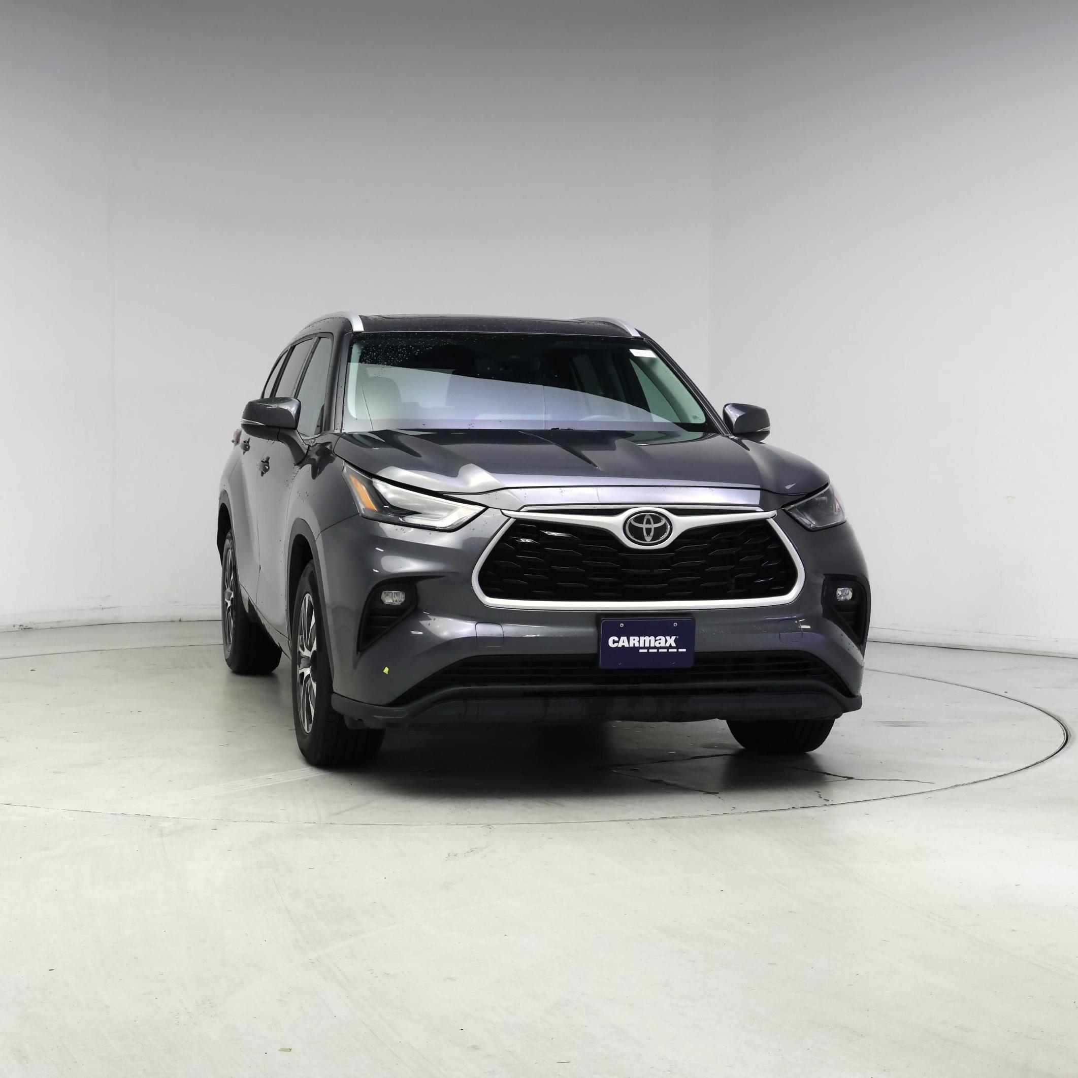 Thumbnail: 2022 Toyota Highlander - 5