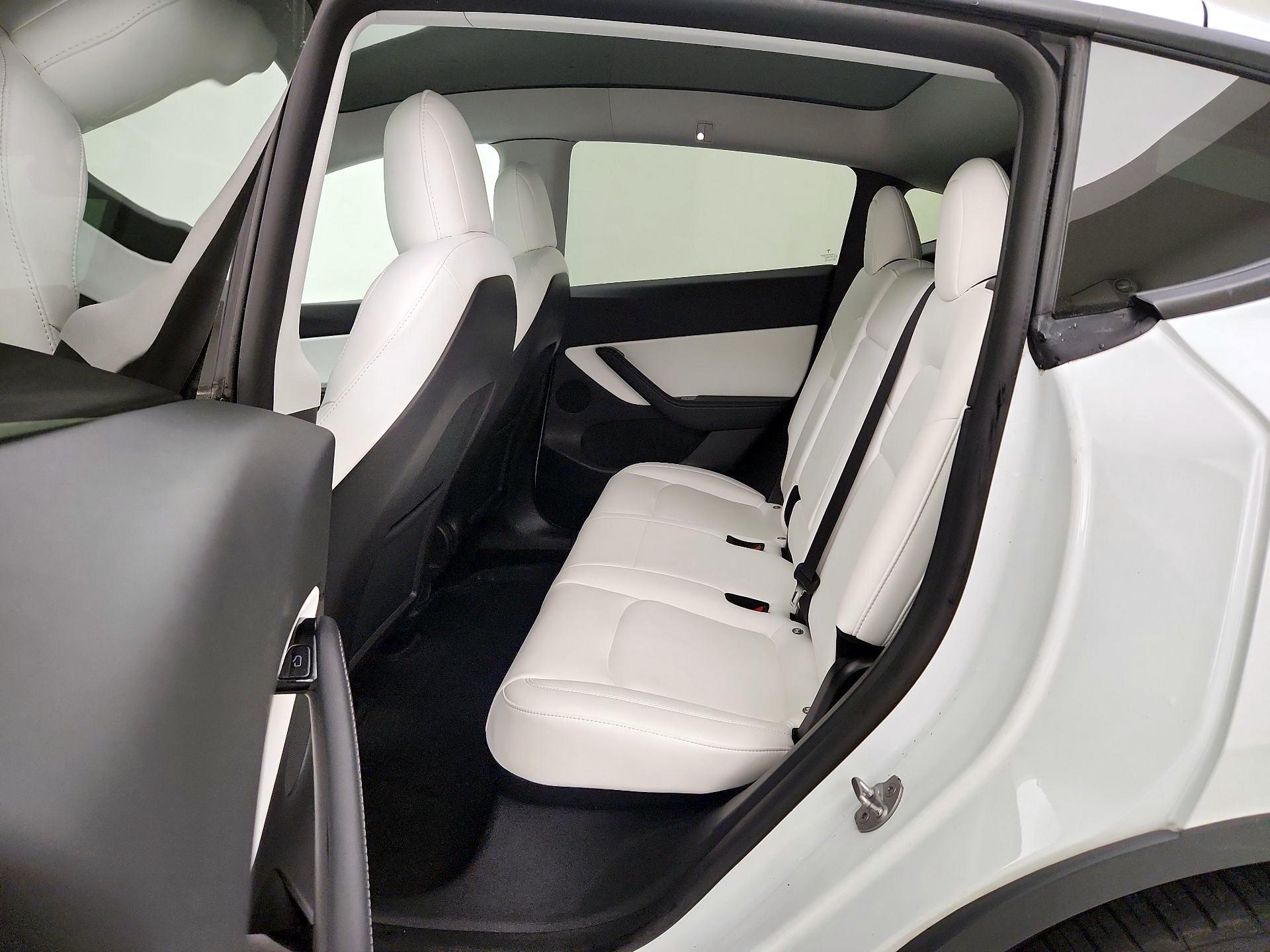Thumbnail: 2021 Tesla Model Y - 19