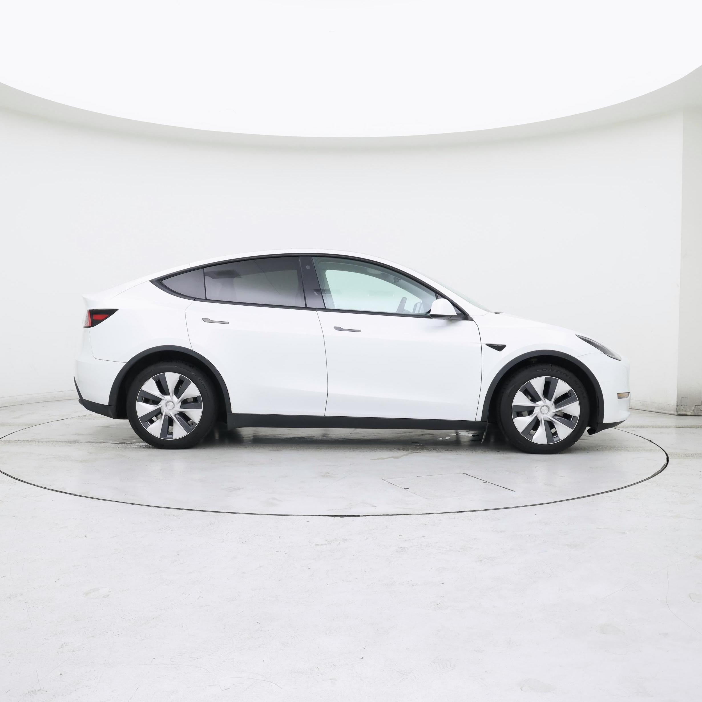 Thumbnail: 2021 Tesla Model Y - 7