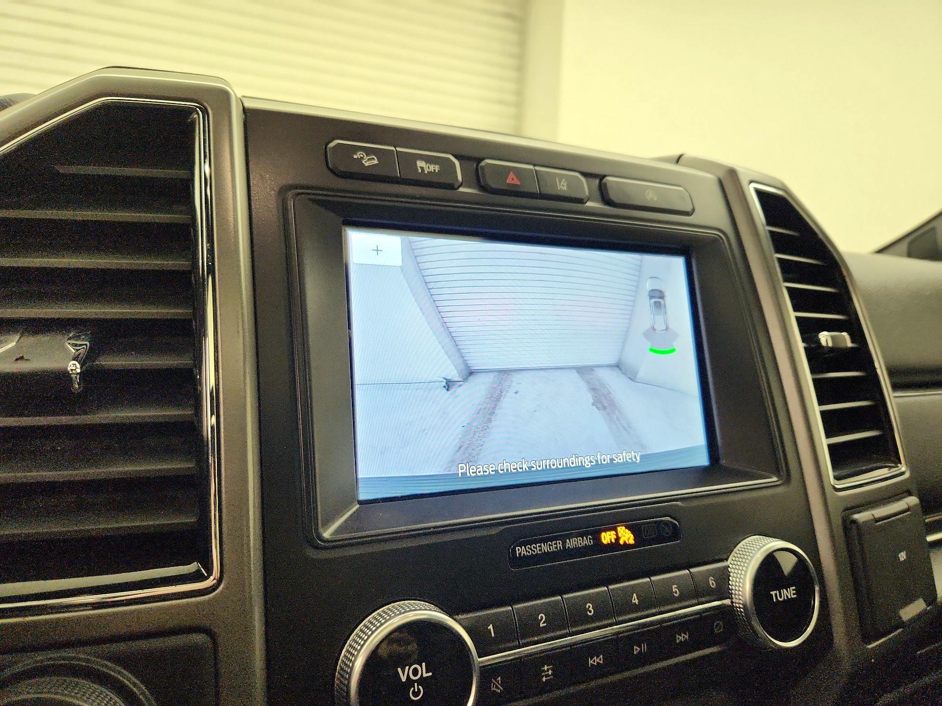 Thumbnail: 2020 Ford Expedition - 15