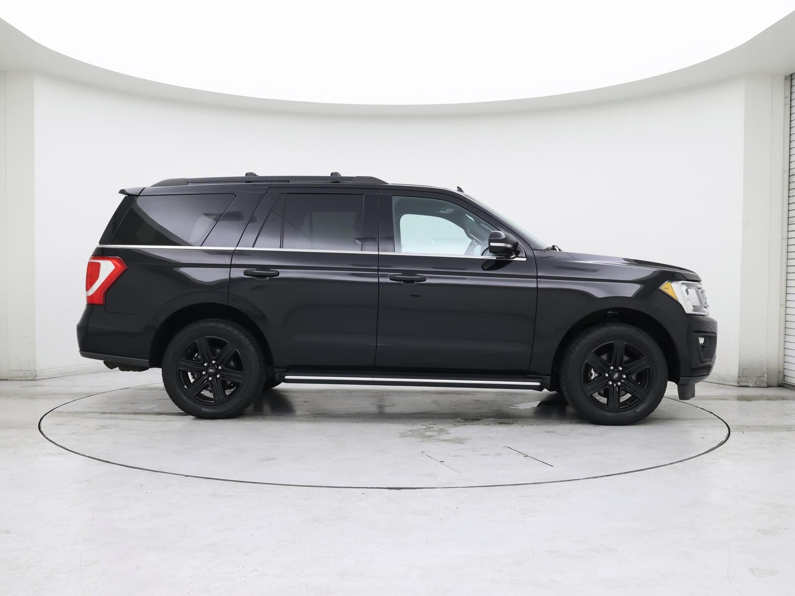 2020 Ford Expedition XLT - Photo 8