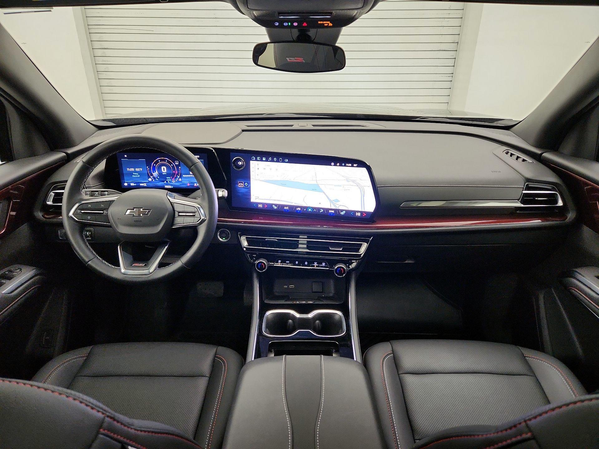 Thumbnail: 2025 Chevrolet Traverse - 9