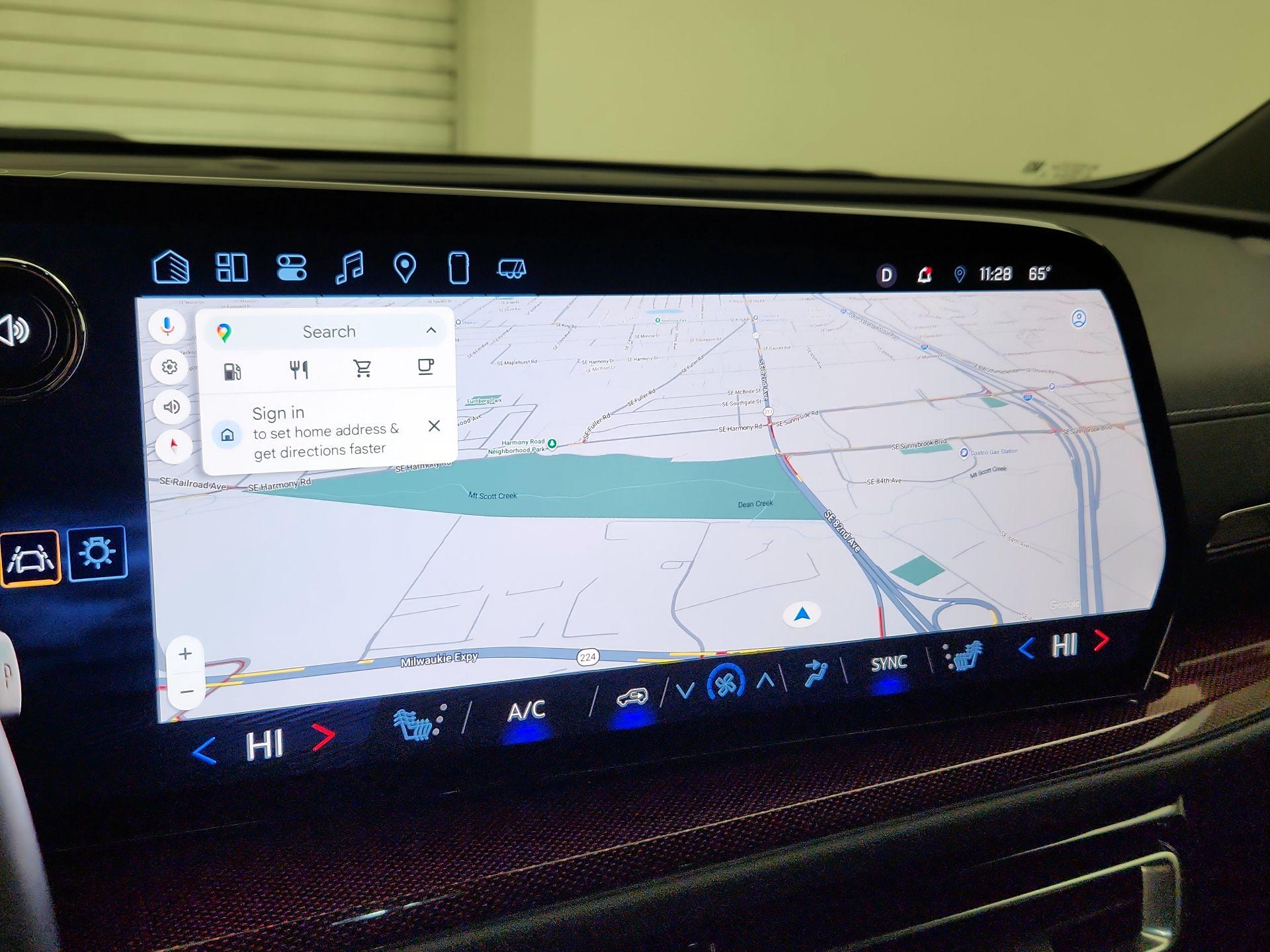 Thumbnail: 2025 Chevrolet Traverse - 14