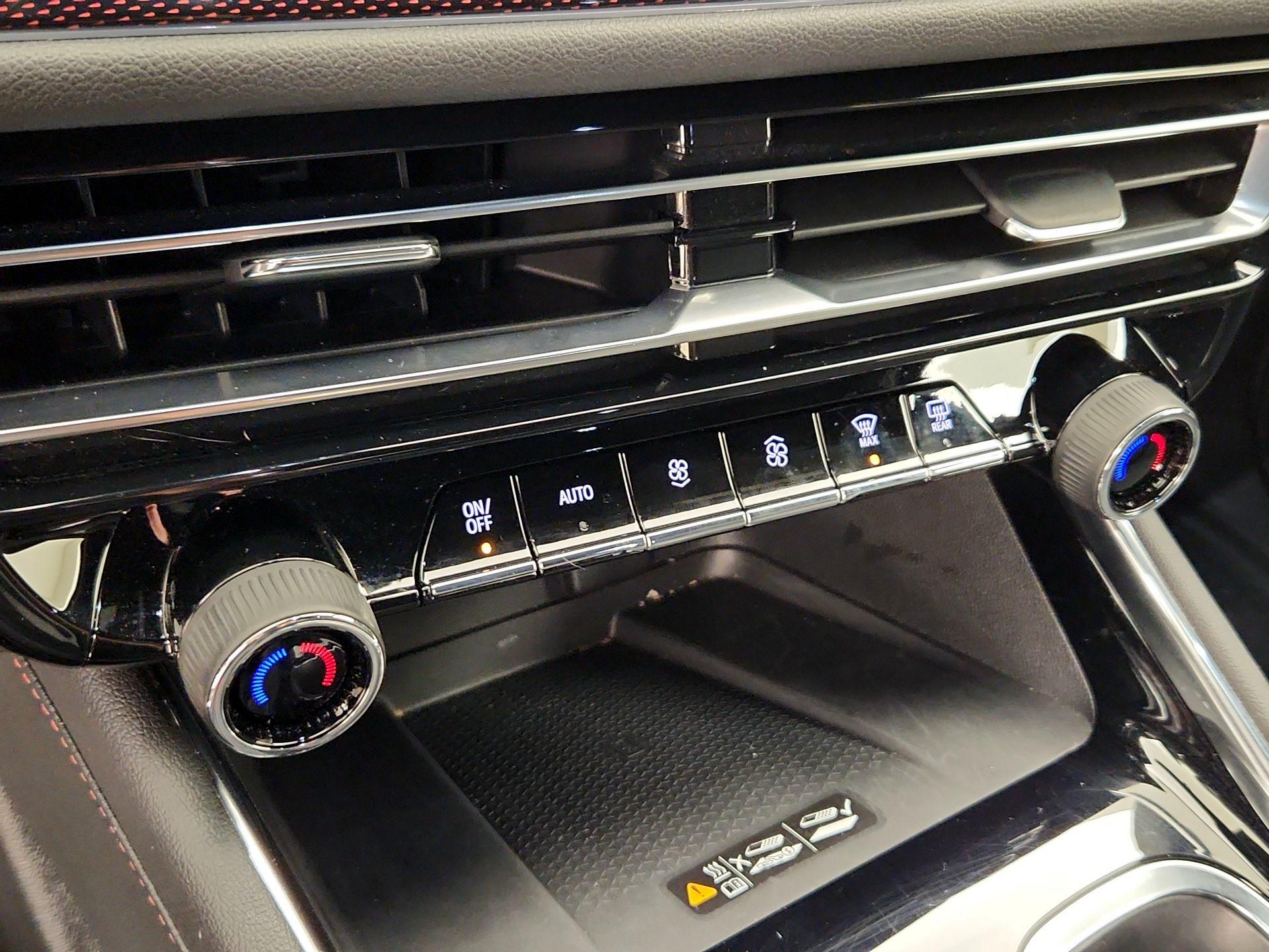 Thumbnail: 2025 Chevrolet Traverse - 17