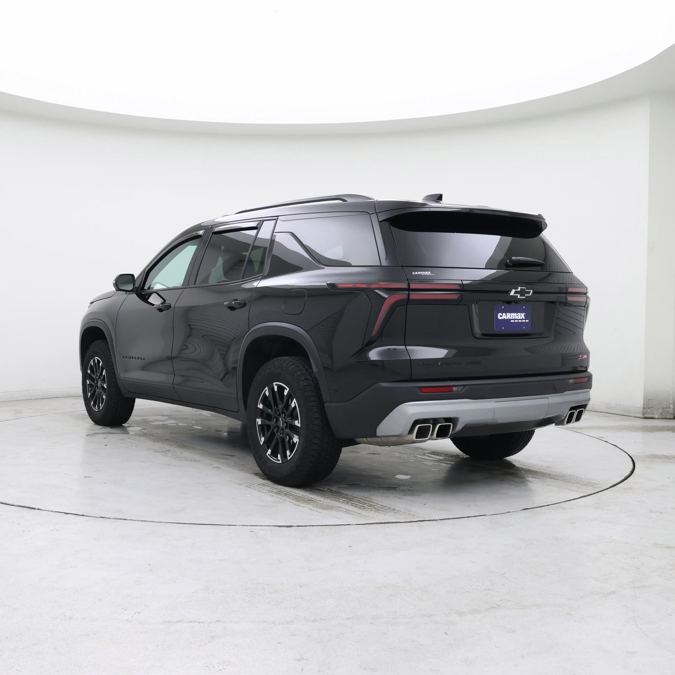 Thumbnail: 2025 Chevrolet Traverse - 2