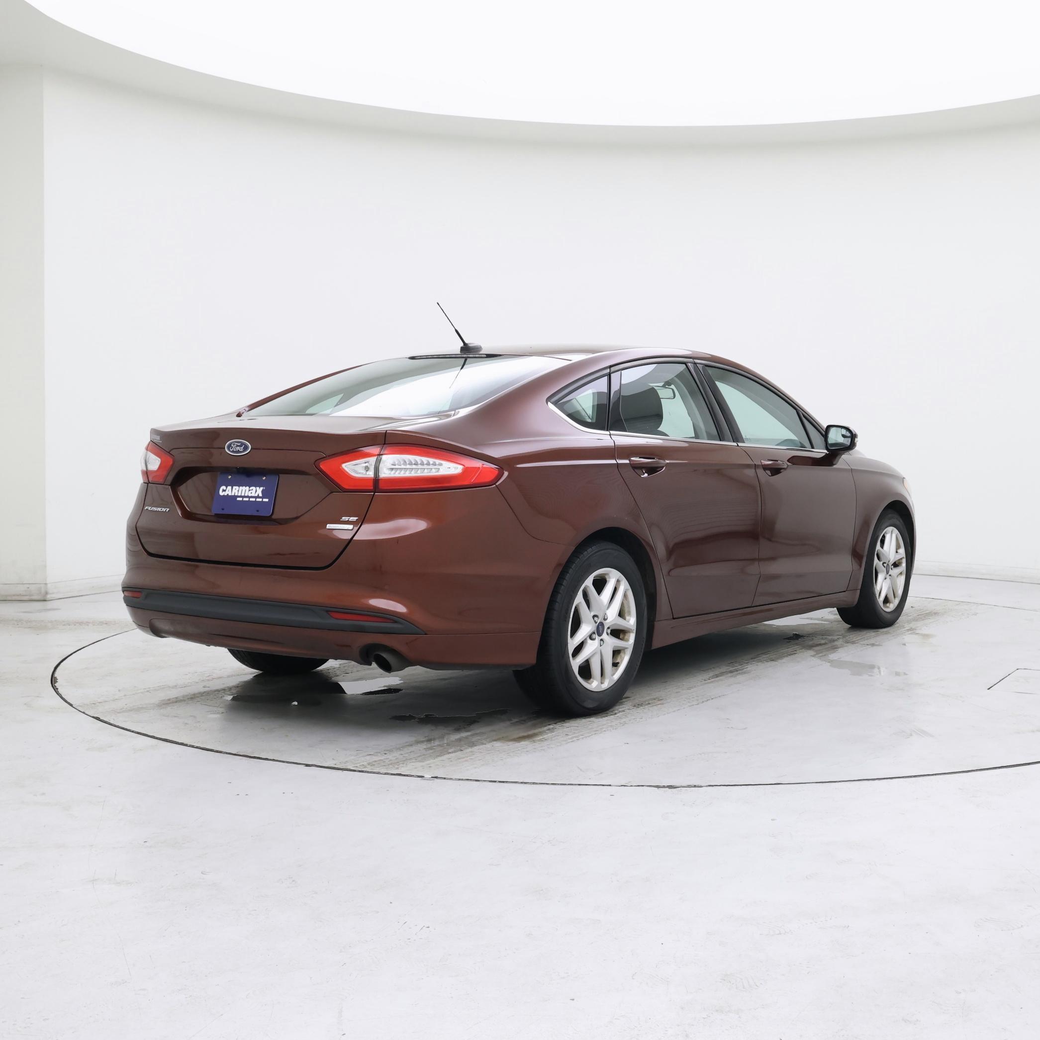 Thumbnail: 2016 Ford Fusion - 8