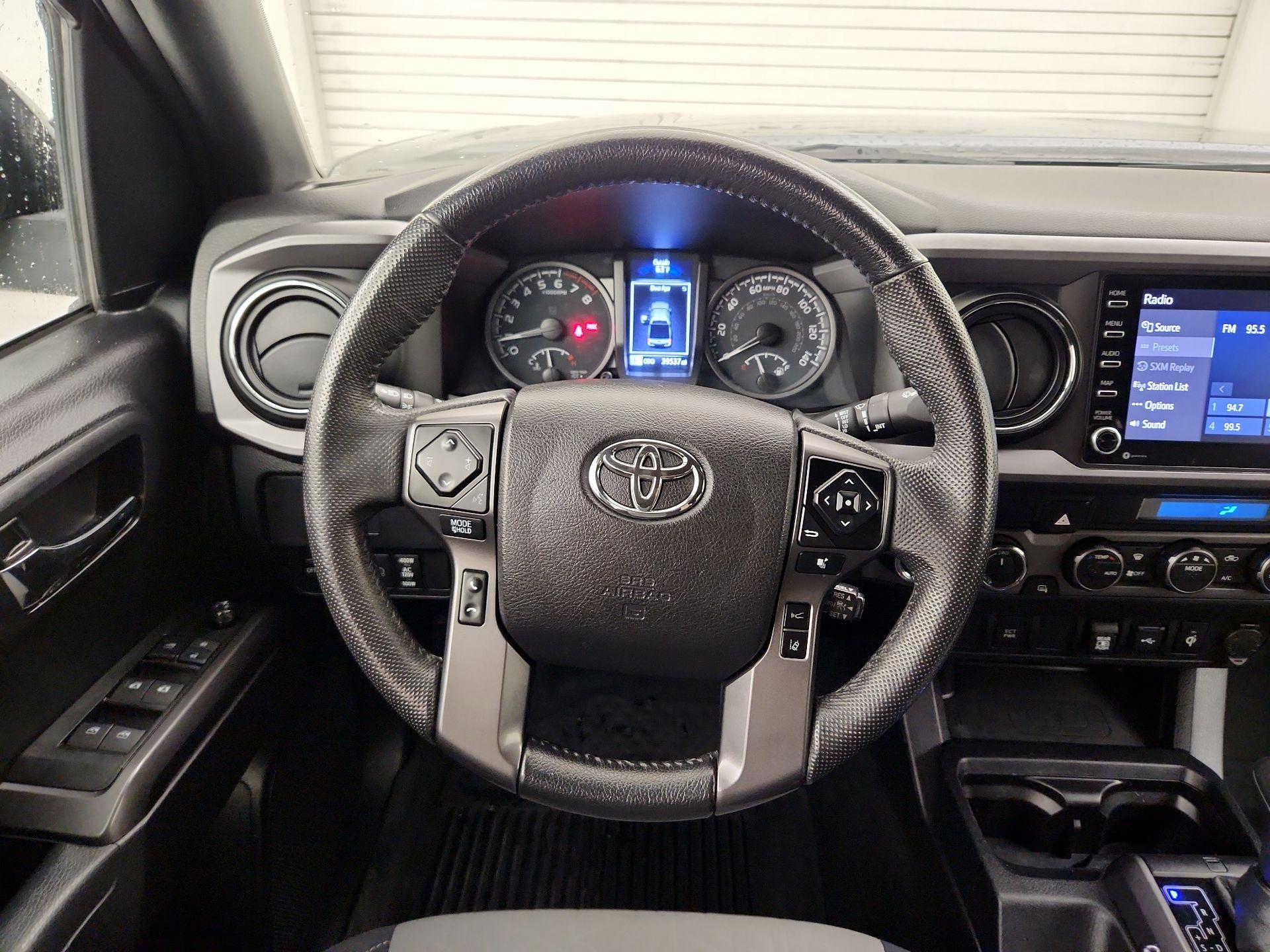 Thumbnail: 2021 Toyota Tacoma - 10