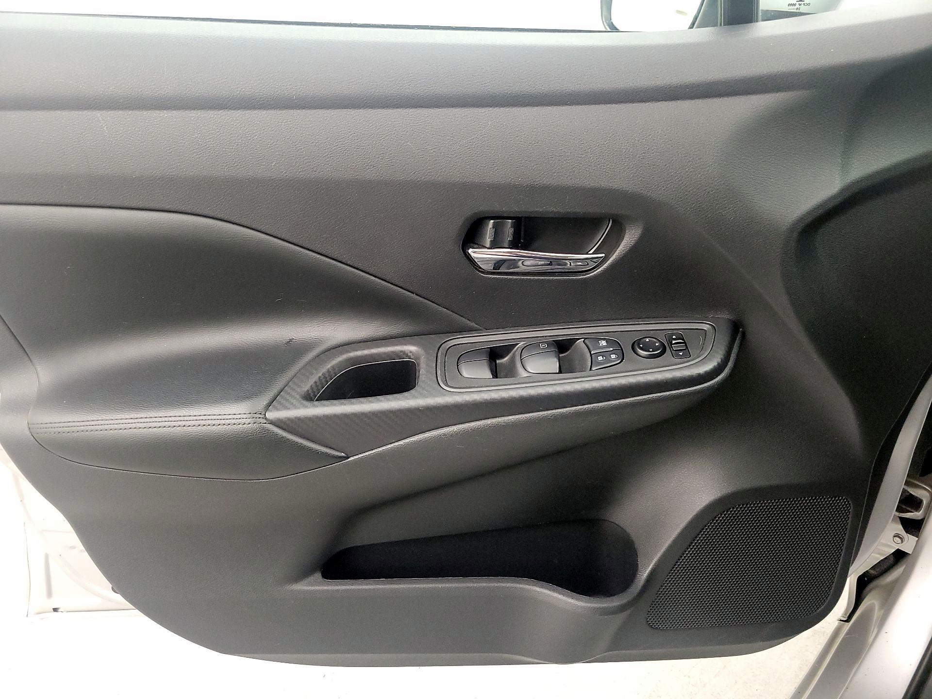 Thumbnail: 2020 Nissan Versa - 12
