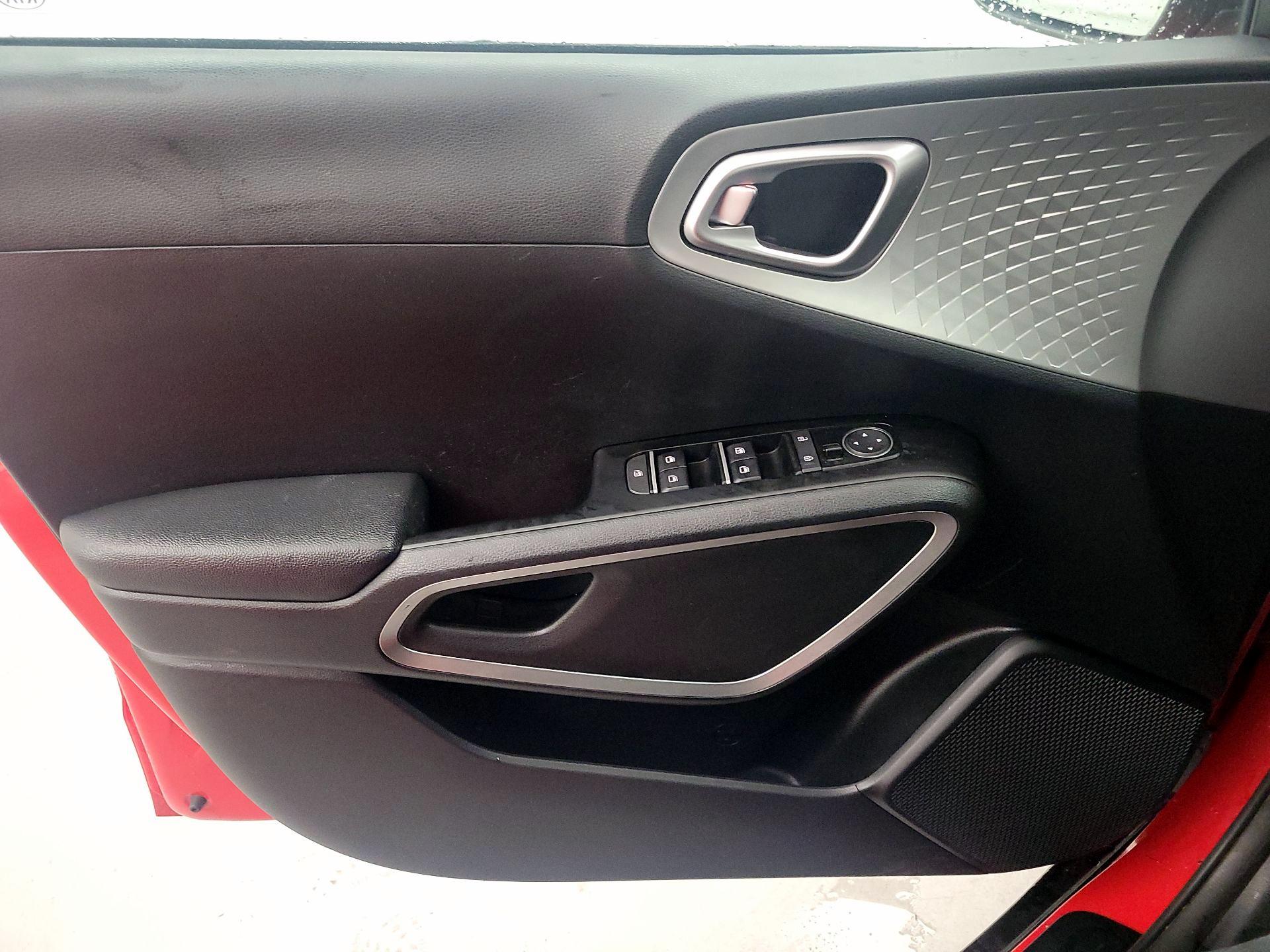 Thumbnail: 2021 Kia Soul - 12