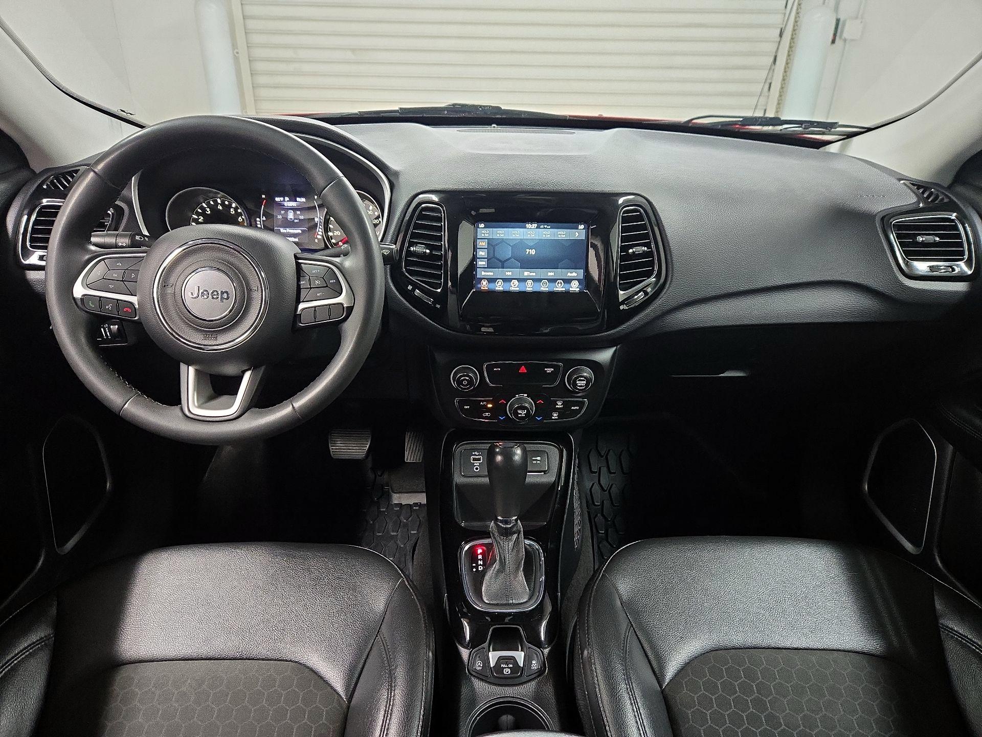 Thumbnail: 2021 Jeep Compass - 9