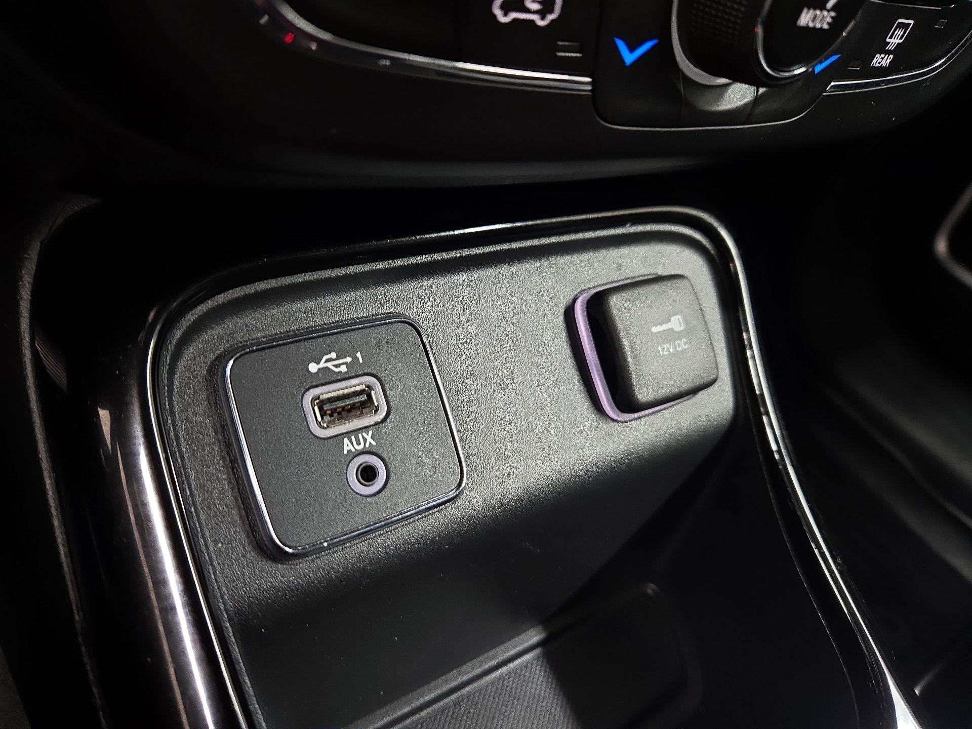 Thumbnail: 2021 Jeep Compass - 18