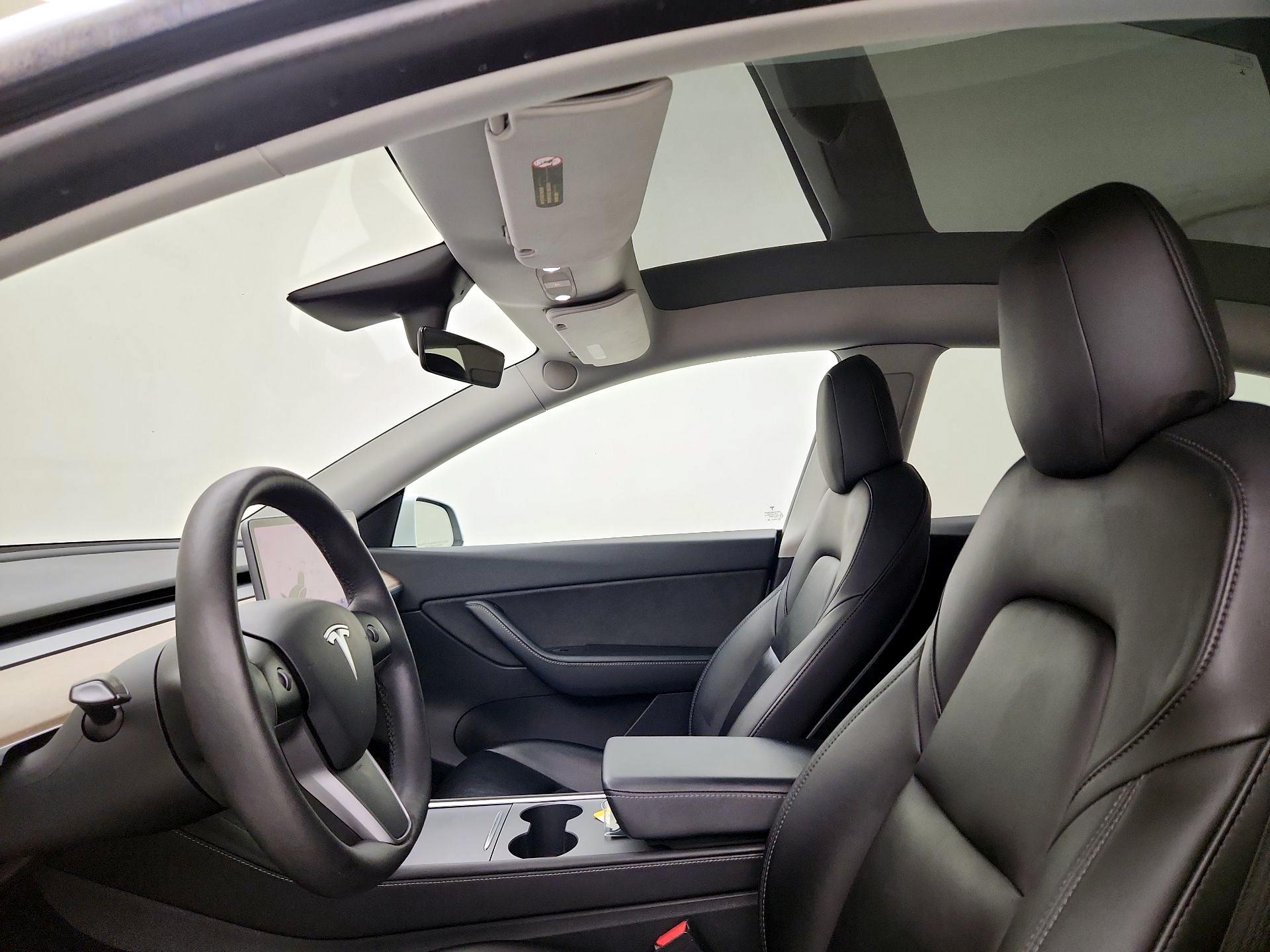 Thumbnail: 2021 Tesla Model Y - 19