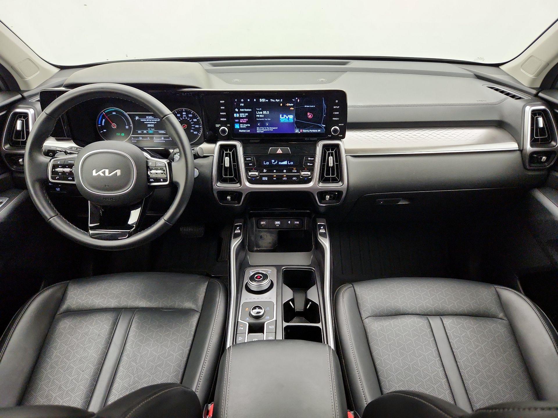 Thumbnail: 2023 Kia Sorento - 9