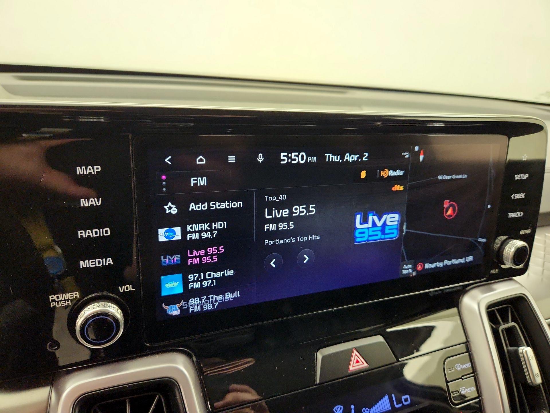 Thumbnail: 2023 Kia Sorento - 16