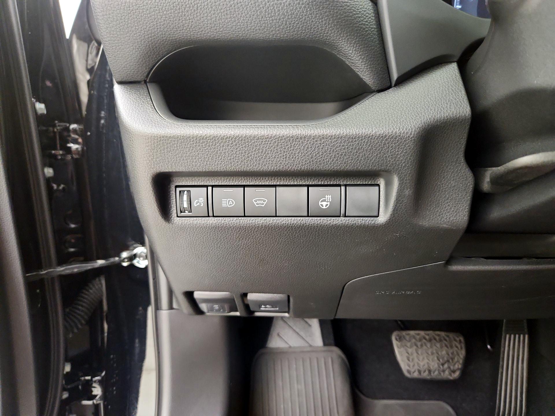 Thumbnail: 2025 Toyota RAV4 - 13