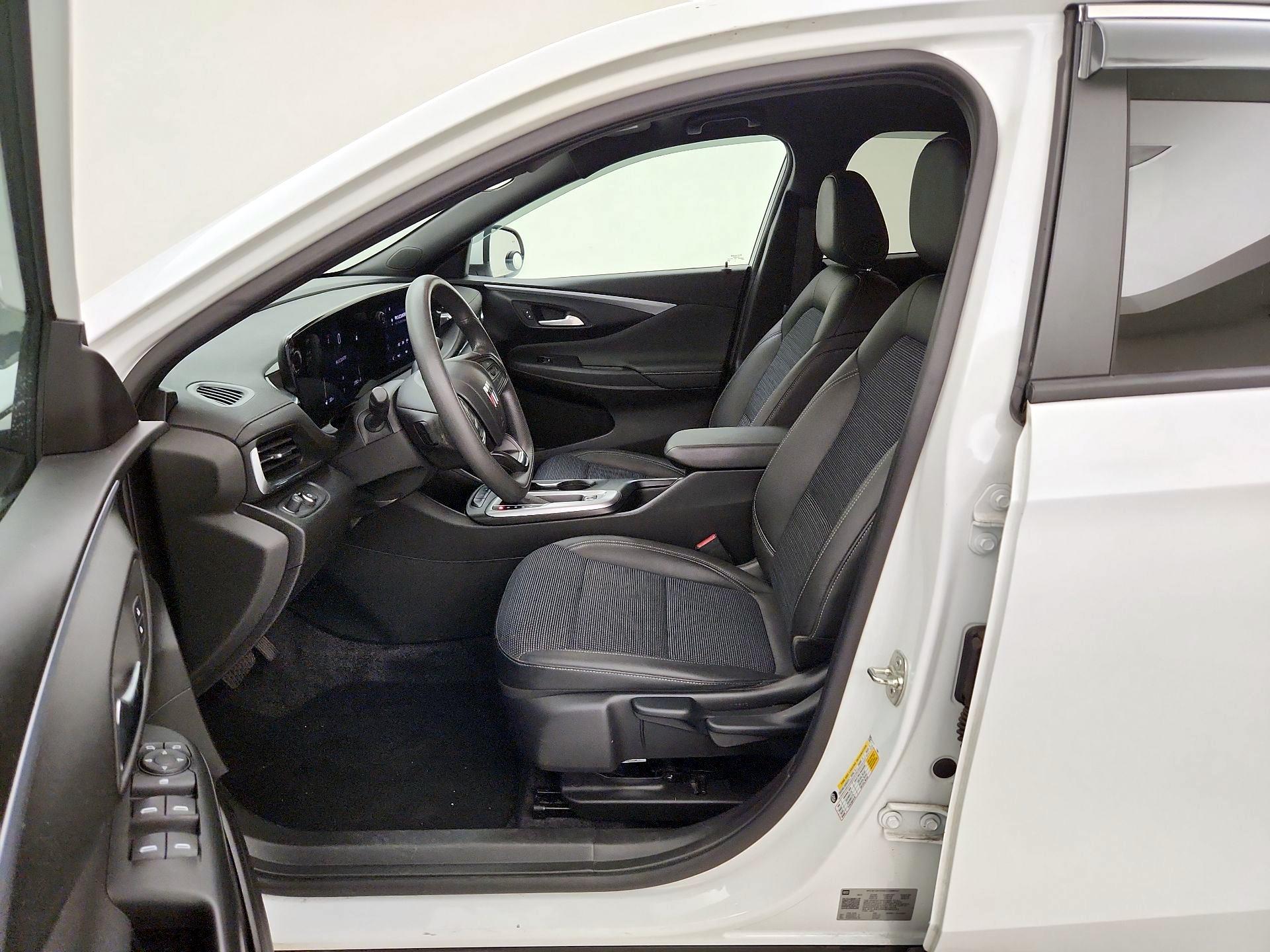 Thumbnail: 2024 Buick Envista - 11