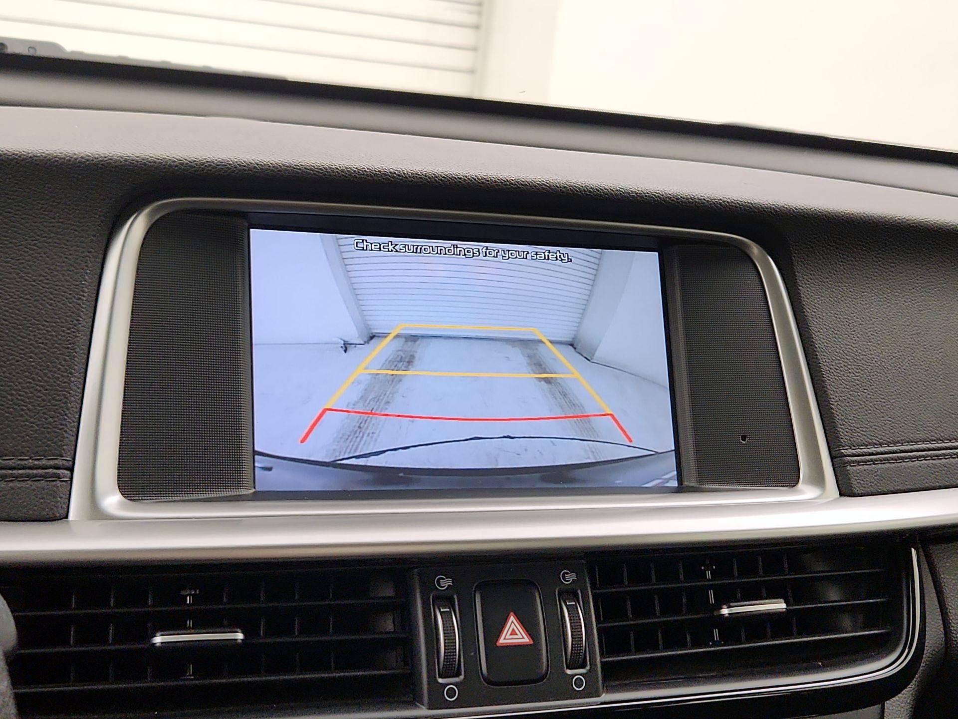 Thumbnail: 2020 Kia Optima - 14