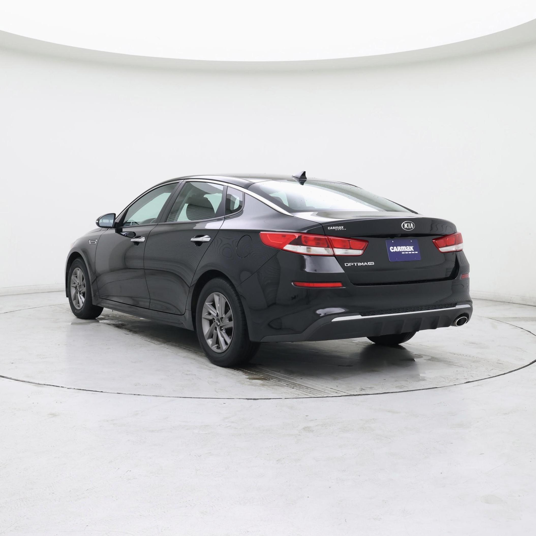 Thumbnail: 2020 Kia Optima - 2