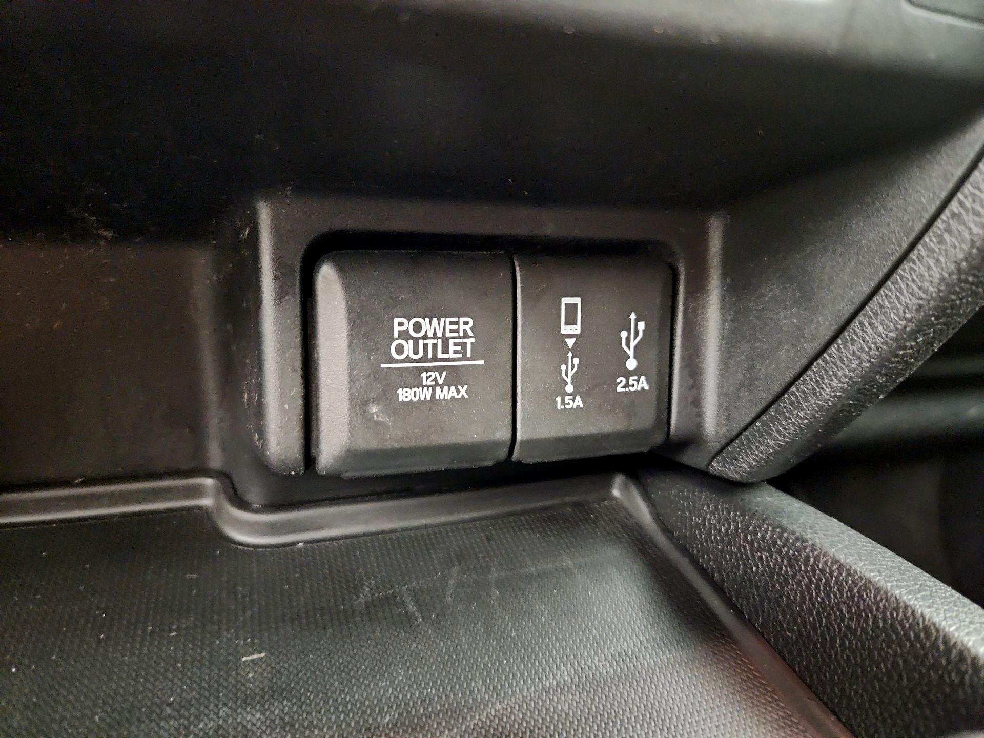 Thumbnail: 2018 Honda Pilot - 18