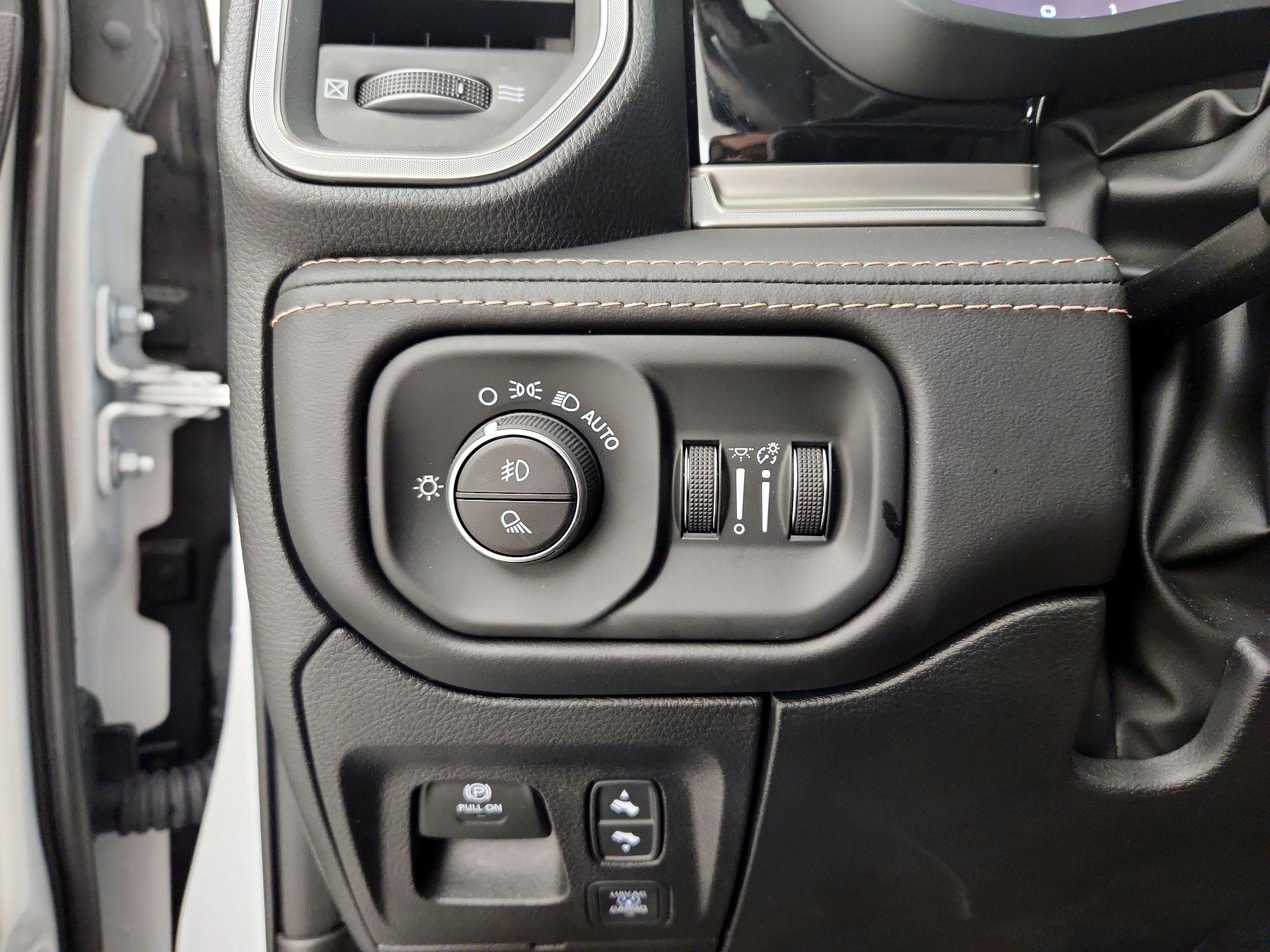 Thumbnail: 2026 RAM 1500 - 13