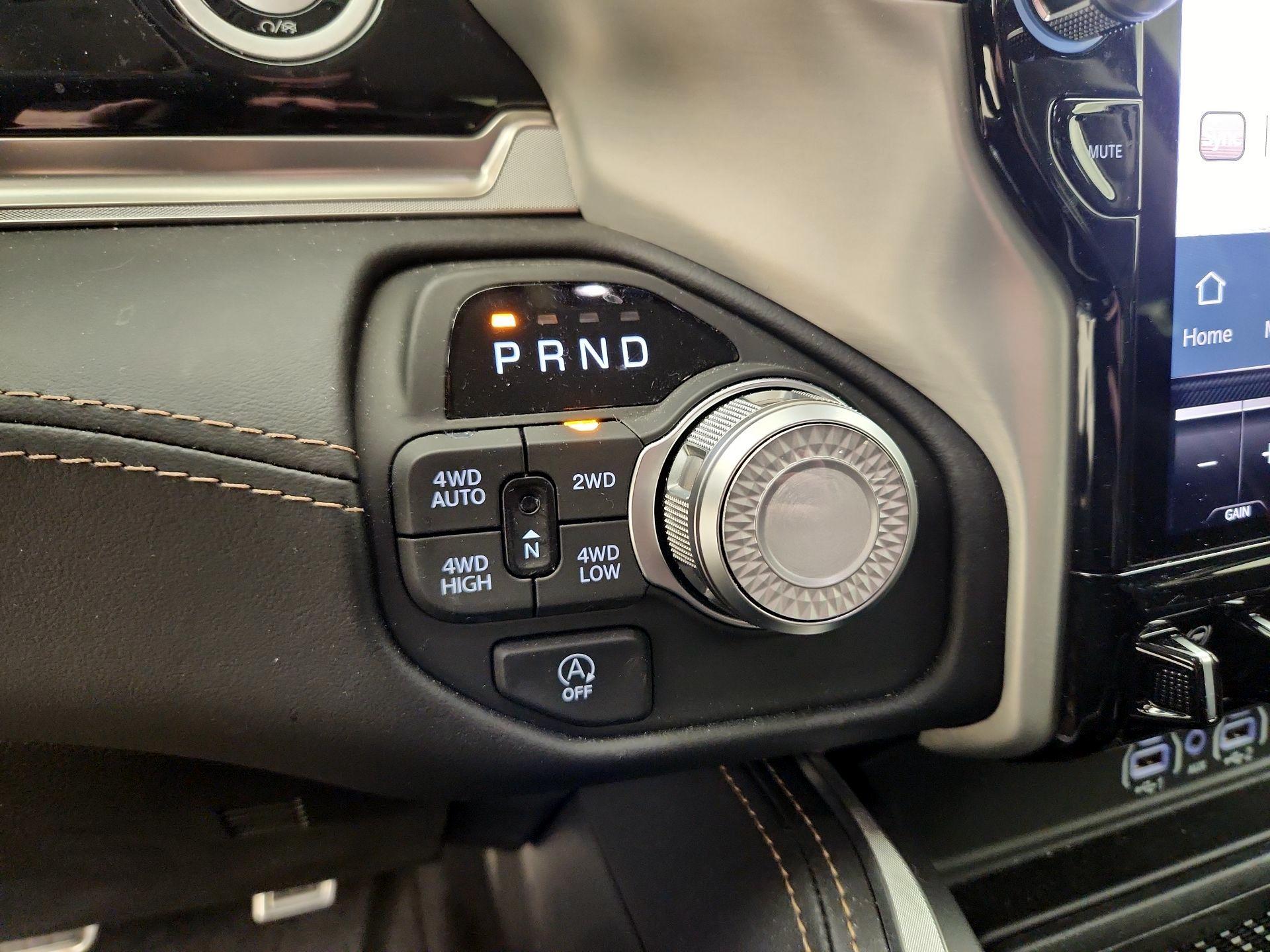 Thumbnail: 2026 RAM 1500 - 18