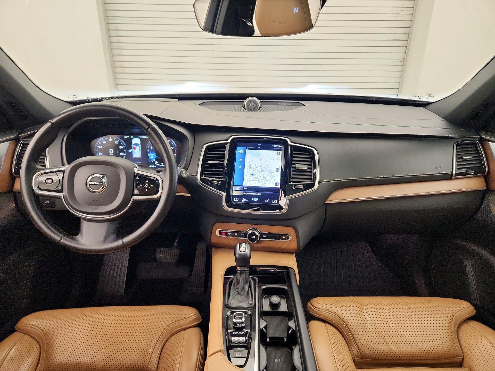 Thumbnail: 2017 Volvo XC90 - 9