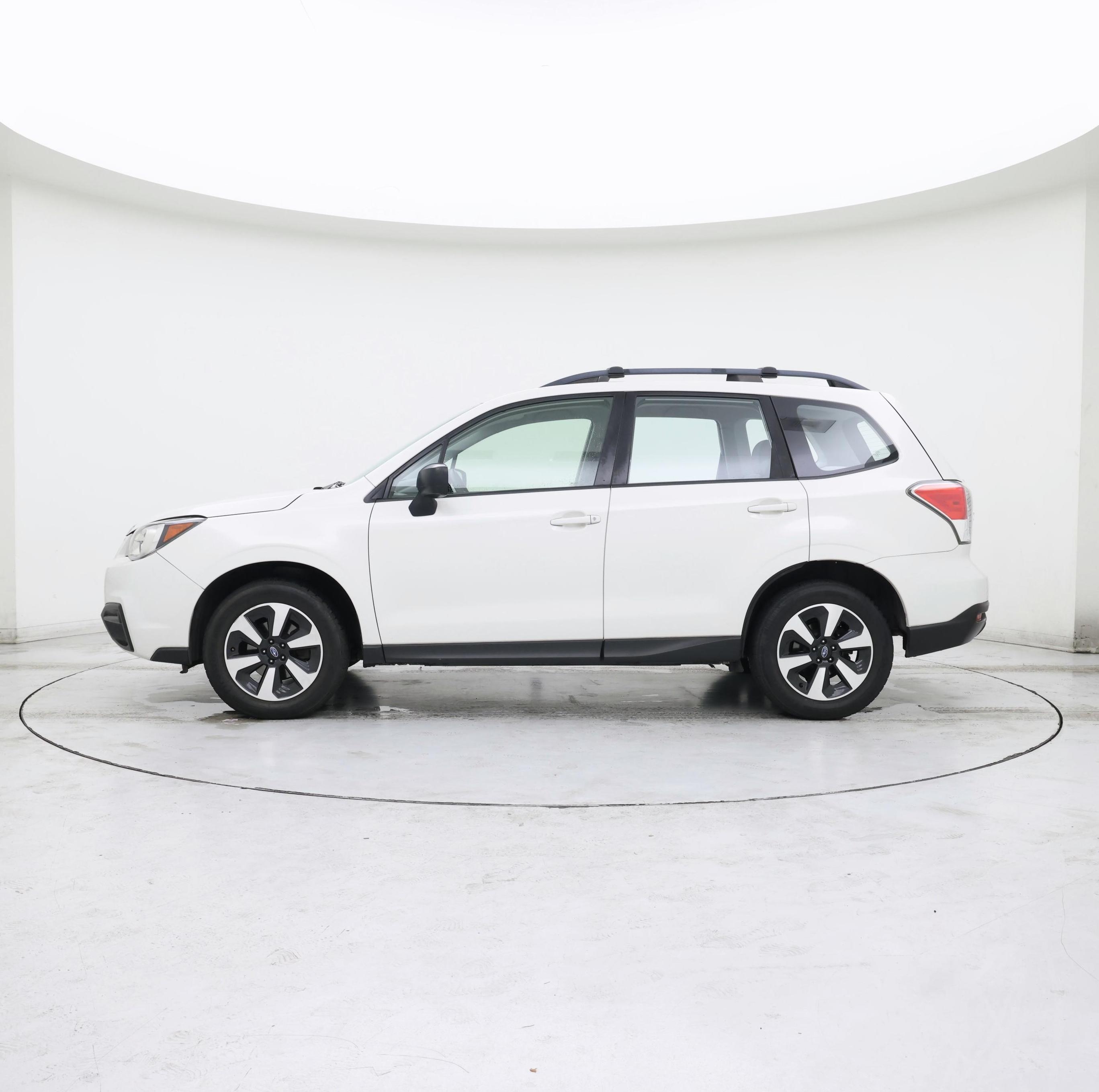 Thumbnail: 2017 Subaru Forester - 3