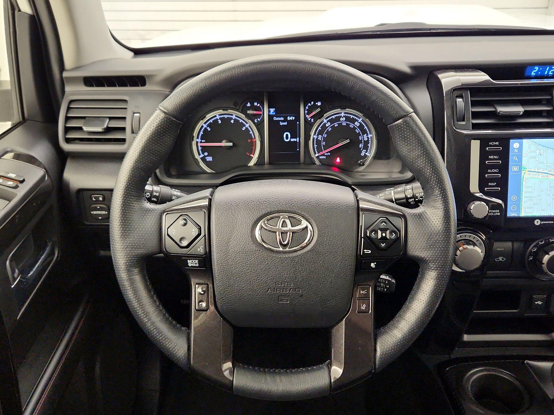 Thumbnail: 2023 Toyota 4Runner - 10