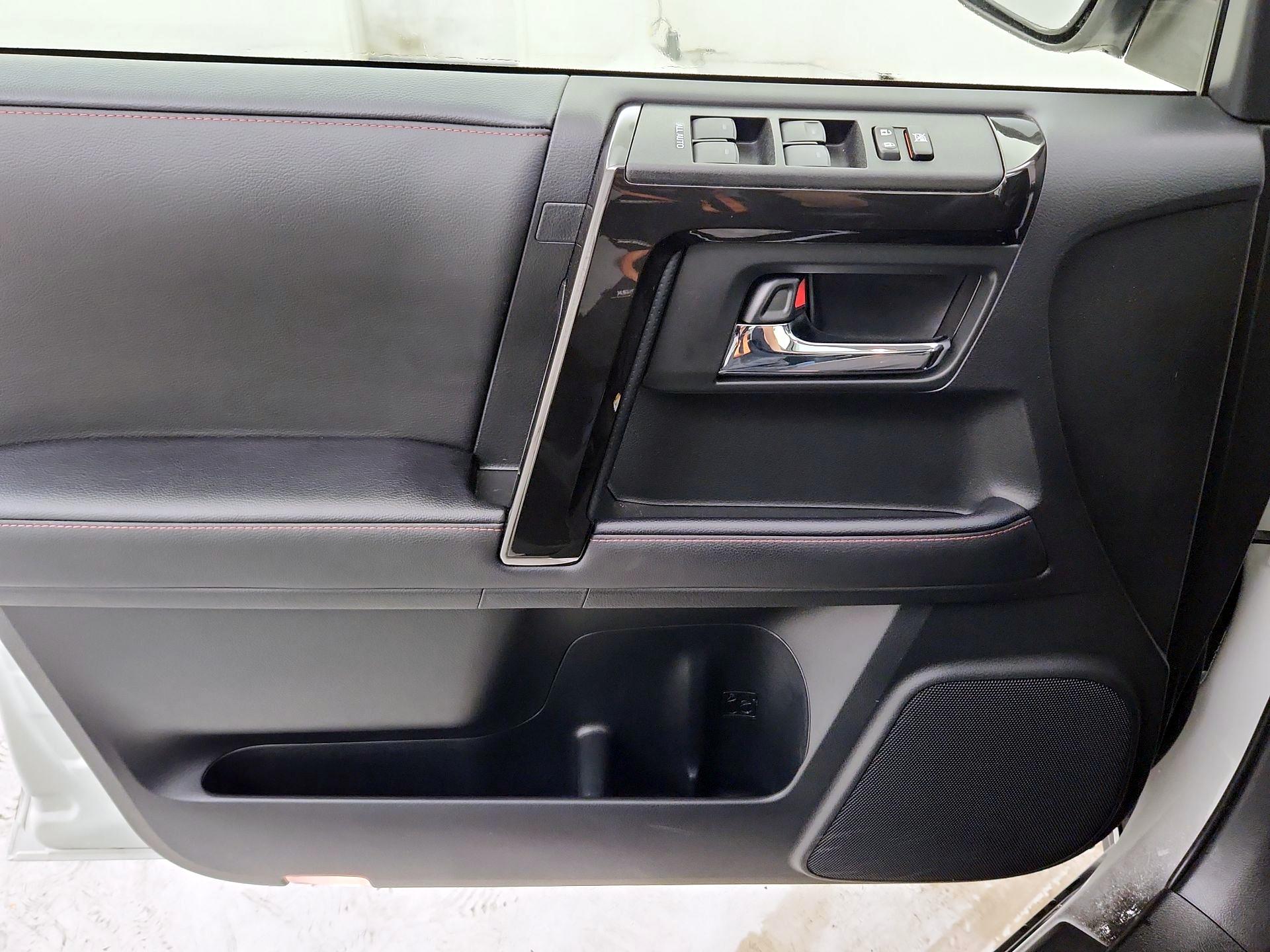 Thumbnail: 2023 Toyota 4Runner - 12