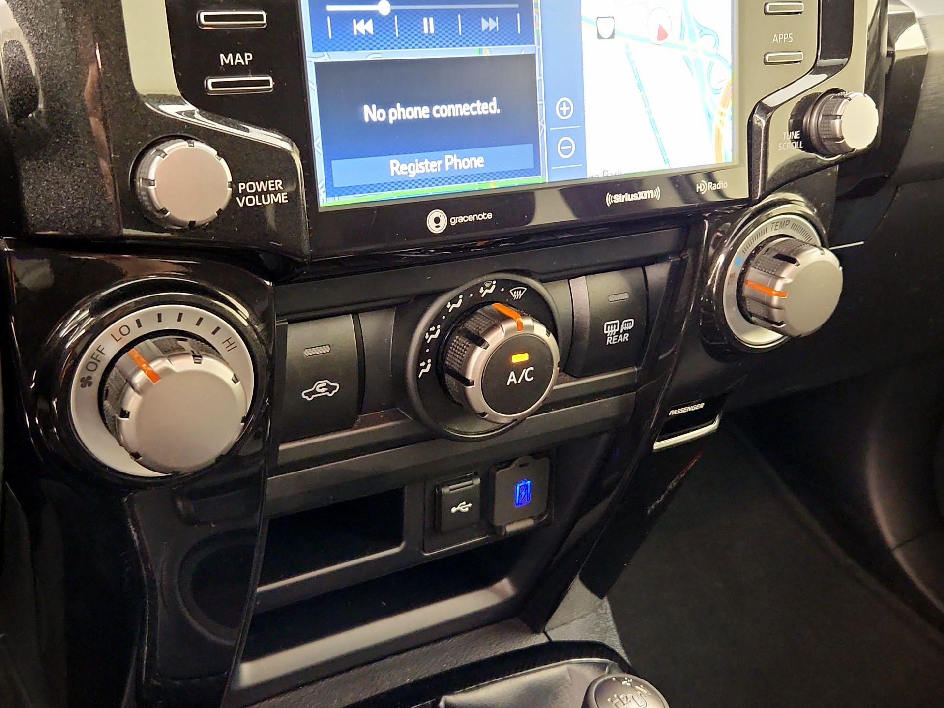 Thumbnail: 2023 Toyota 4Runner - 17