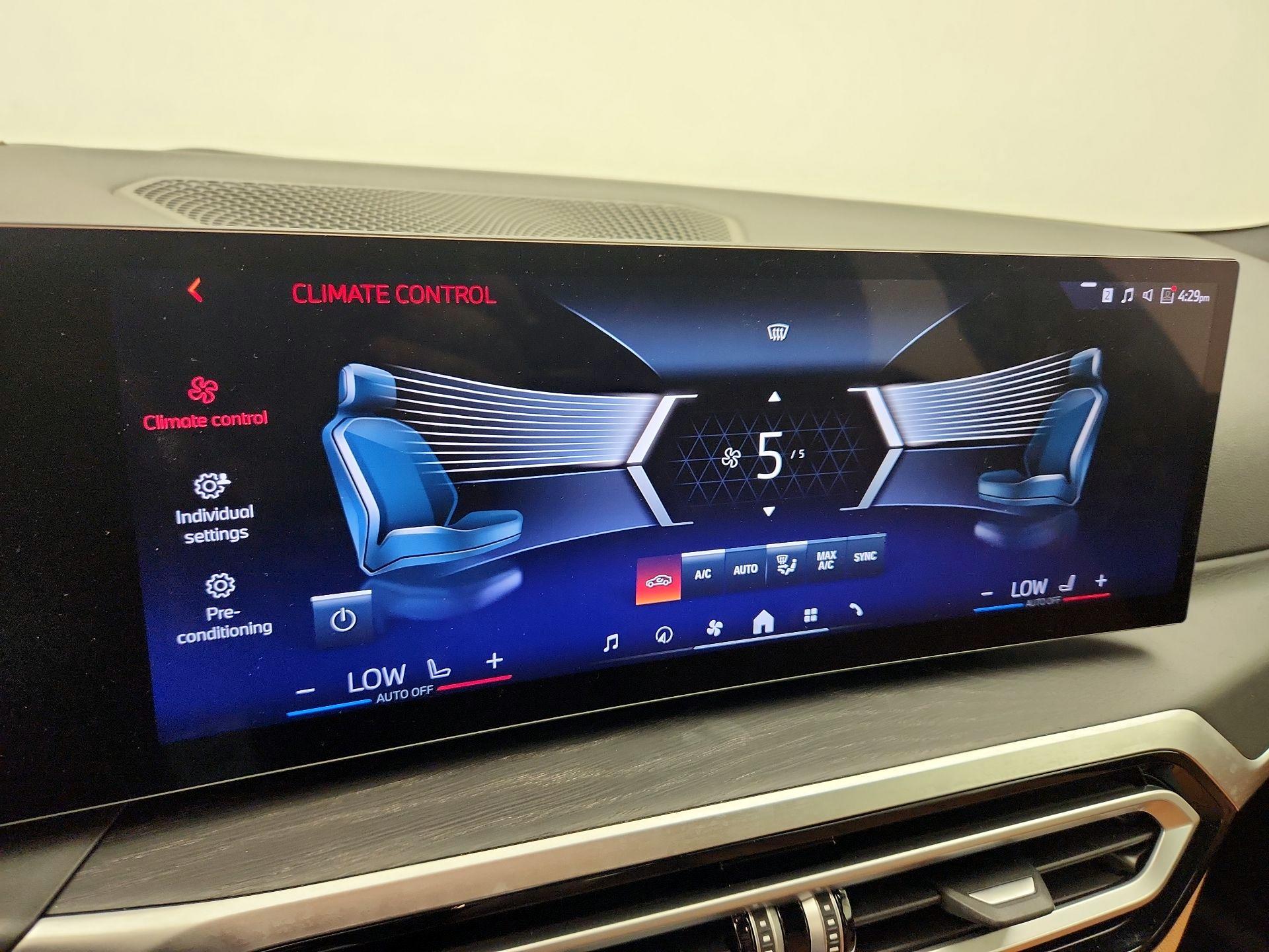 Thumbnail: 2024 BMW i4 - 17