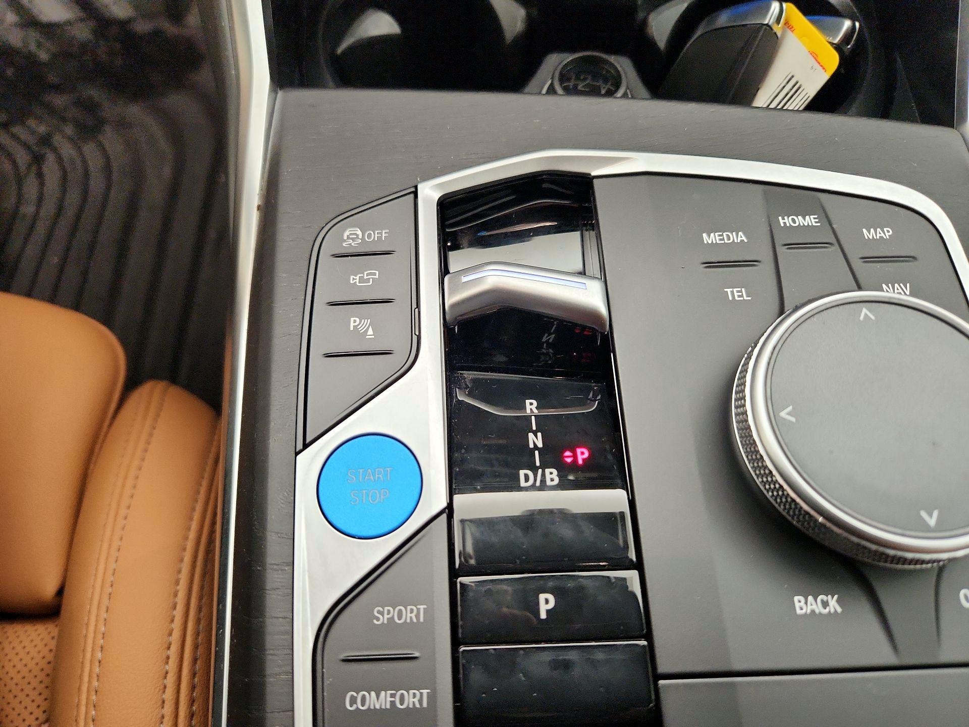 Thumbnail: 2024 BMW i4 - 18