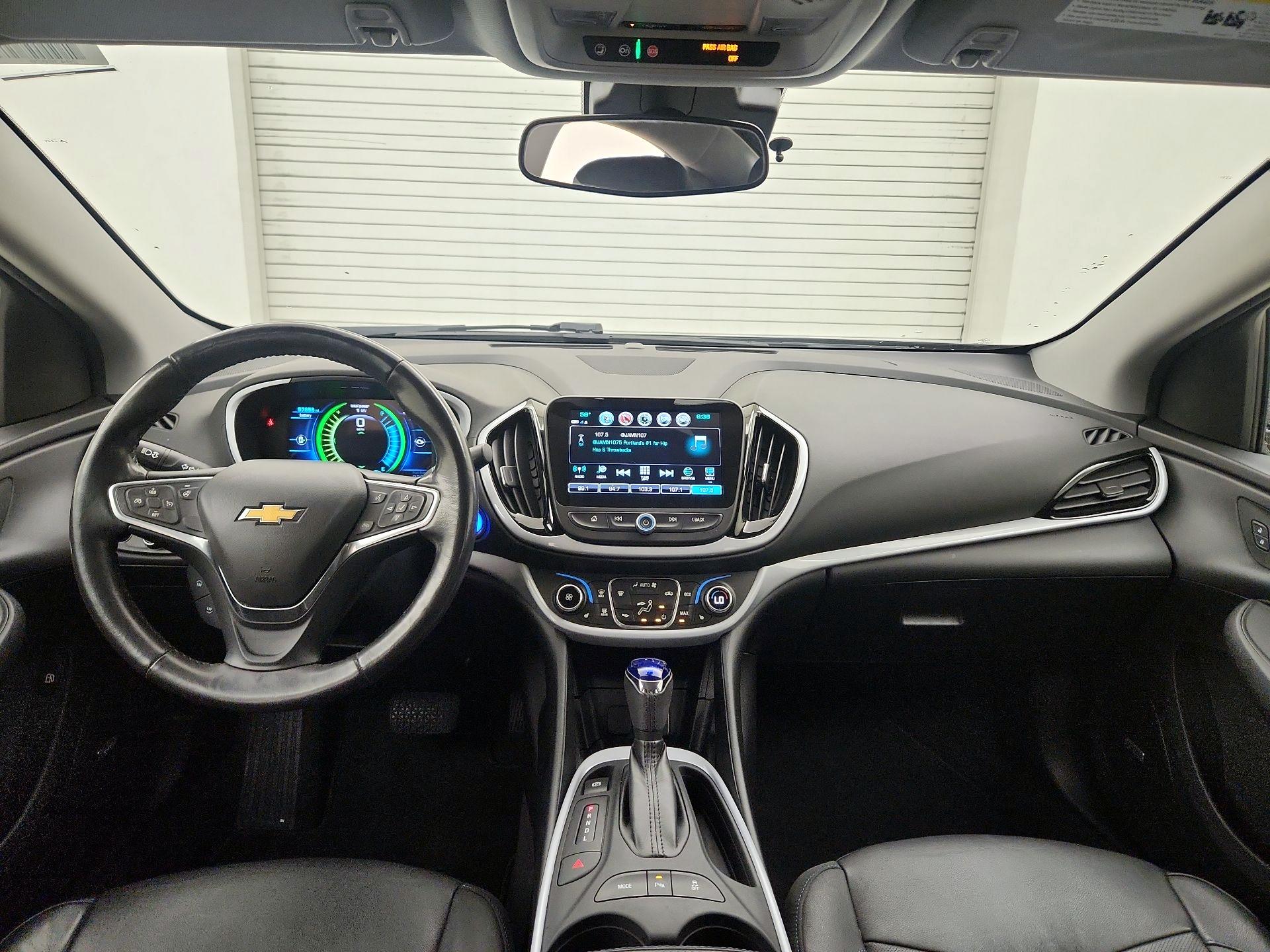 Thumbnail: 2018 Chevrolet Volt - 9