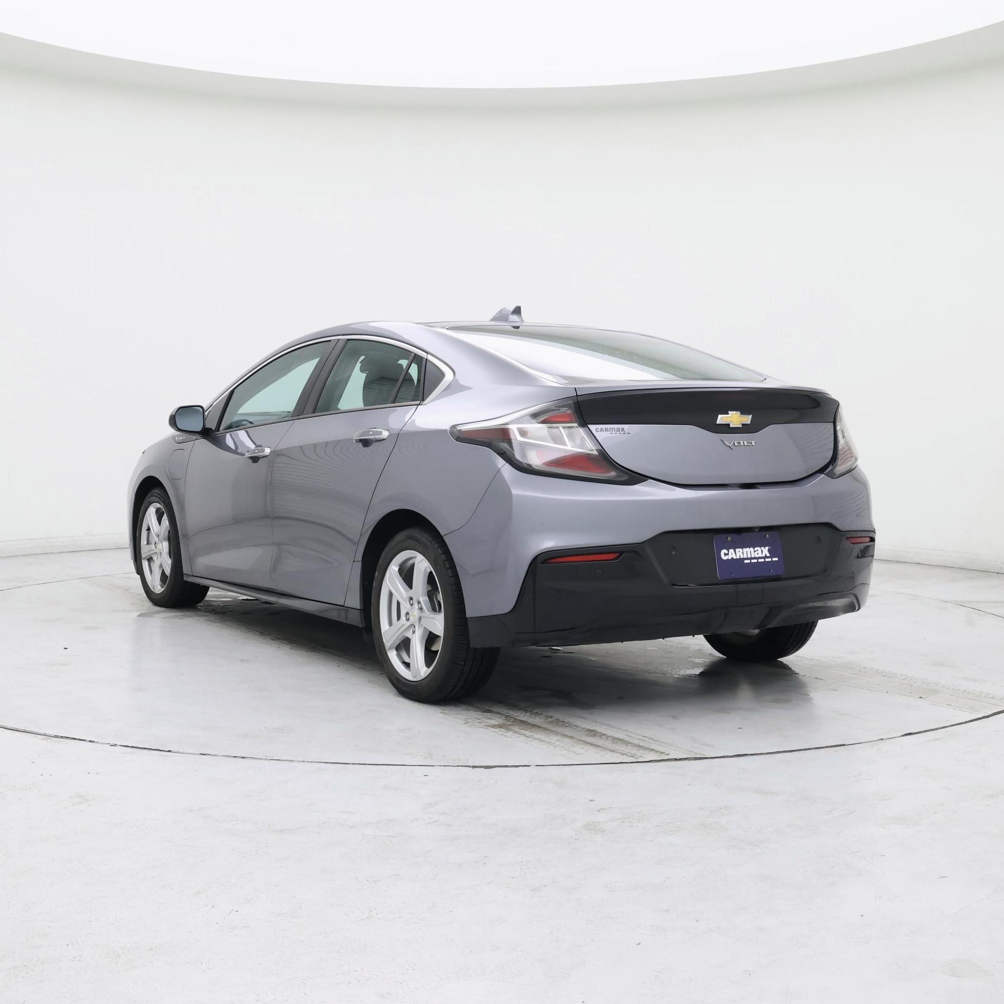 Thumbnail: 2018 Chevrolet Volt - 2